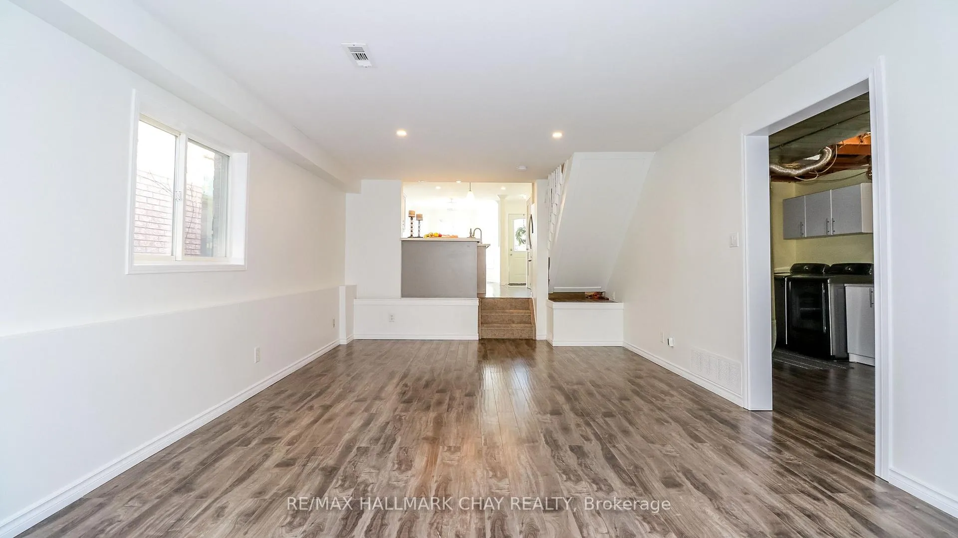Photo 23 of 94 Churchland Drive, Barrie, Holly — HOMEH