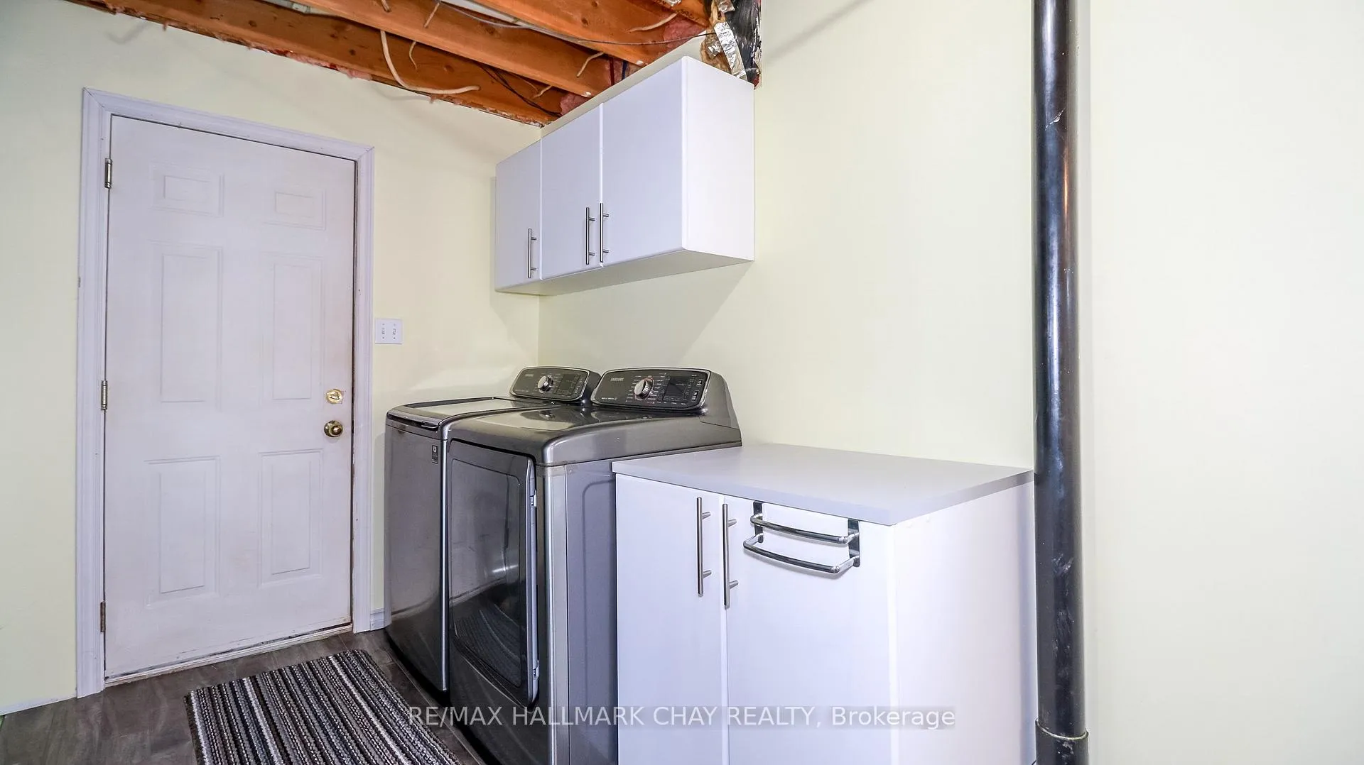 Photo 25 of 94 Churchland Drive, Barrie, Holly — HOMEH