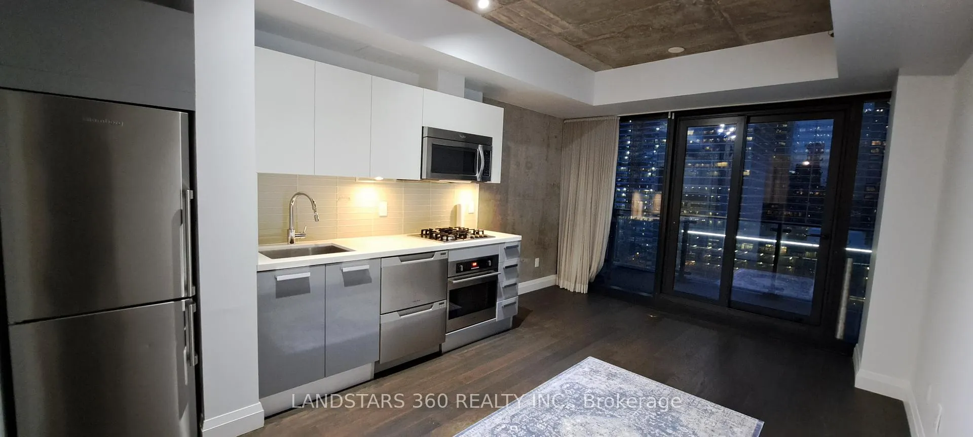 Photo 4 of Unit 1905, 224 King Street W, Toronto, Waterfront Communities — HOMEH