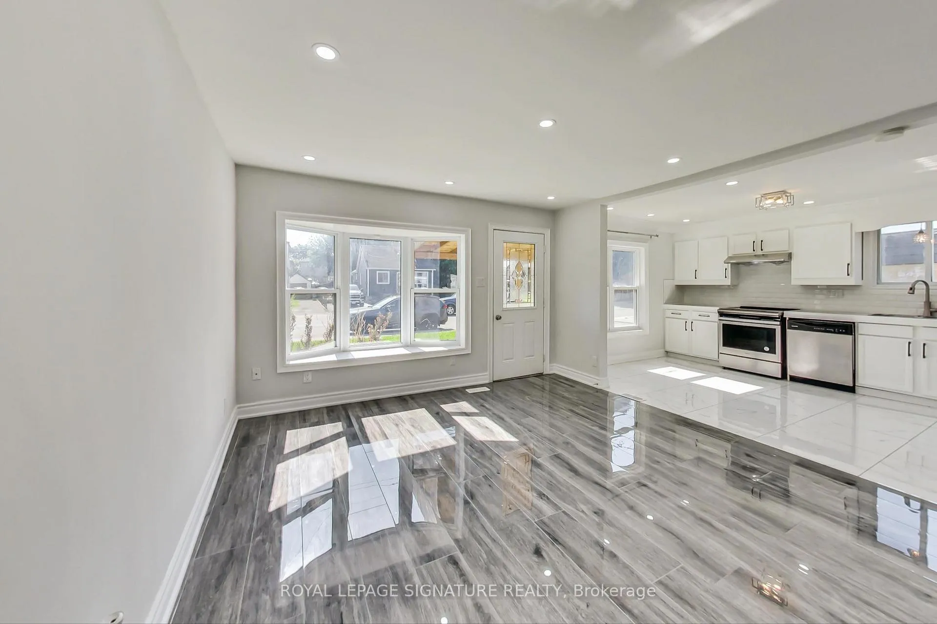 Photo 6 of 763 Tate Avenue, Hamilton, Parkview — HOMEH