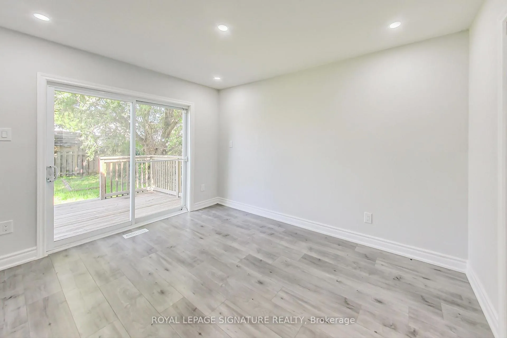 Photo 10 of 763 Tate Avenue, Hamilton, Parkview — HOMEH