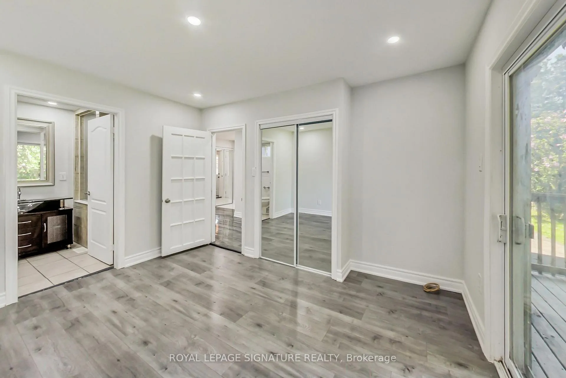 Photo 12 of 763 Tate Avenue, Hamilton, Parkview — HOMEH