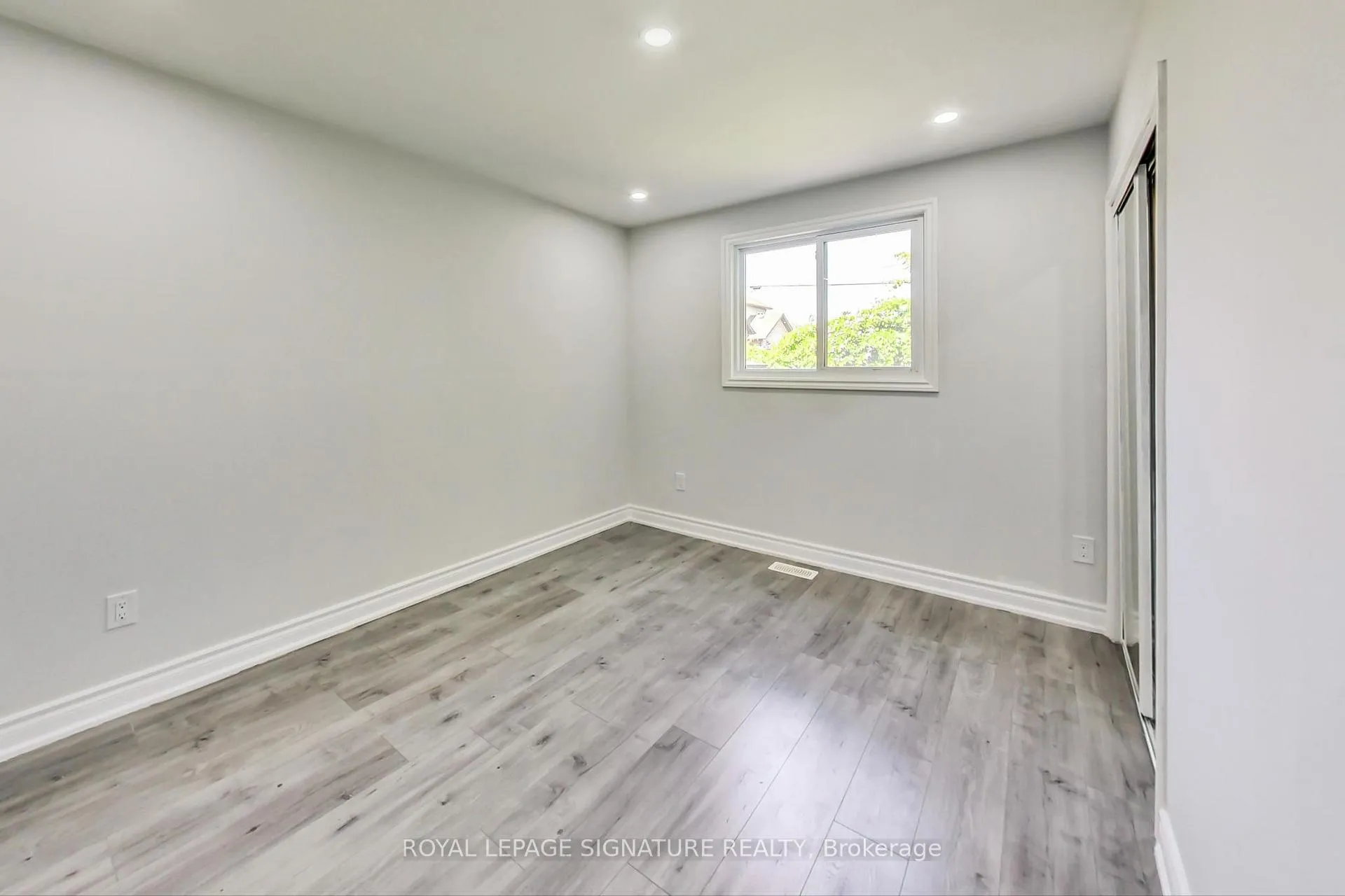 Photo 16 of 763 Tate Avenue, Hamilton, Parkview — HOMEH