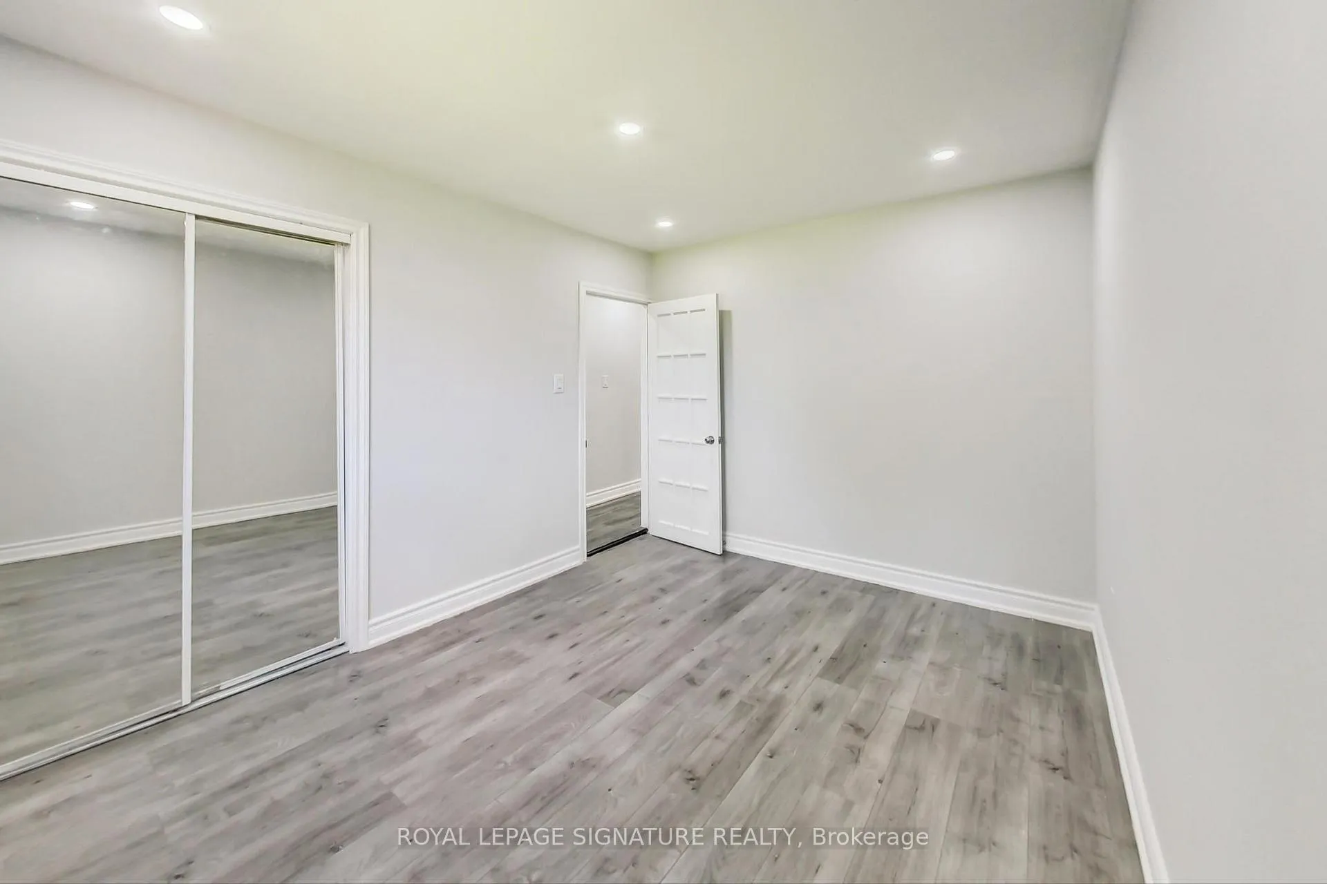 Photo 17 of 763 Tate Avenue, Hamilton, Parkview — HOMEH