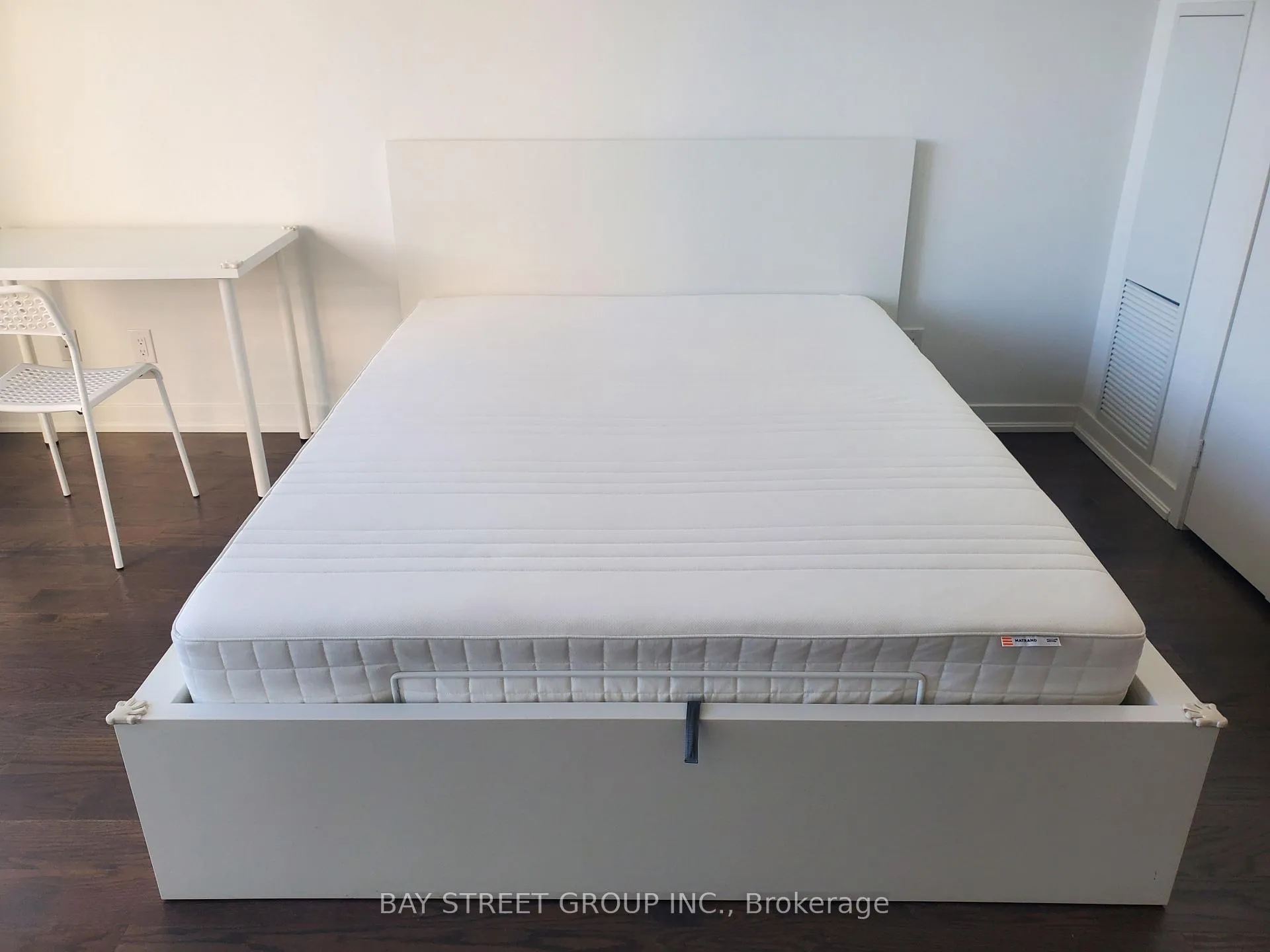 Photo 3 of Unit 6708, 100 Harbour Street, Toronto, Waterfront Communities — HOMEH