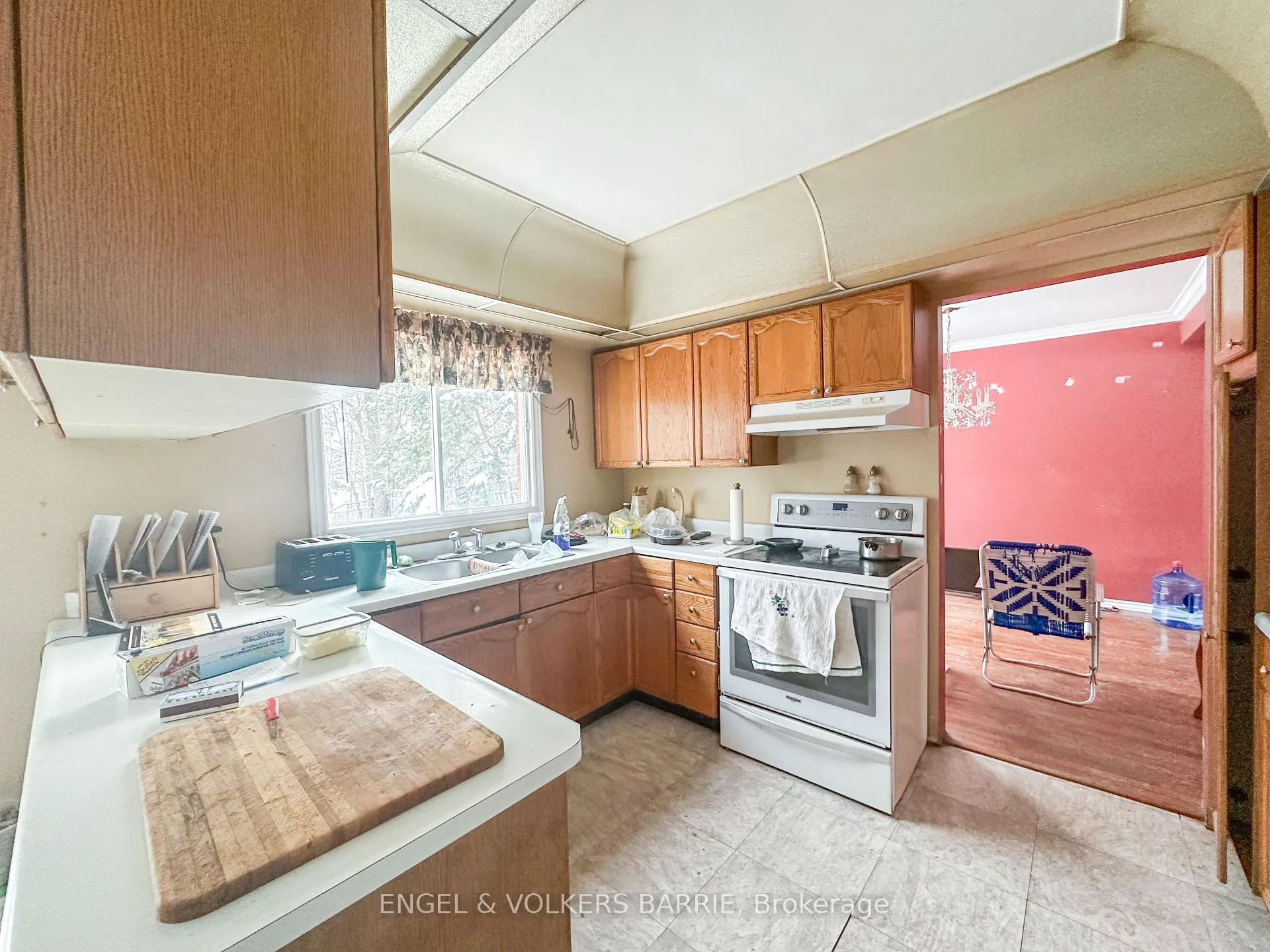Photo 8 of 48 Redfern Avenue, Barrie, Holly — HOMEH