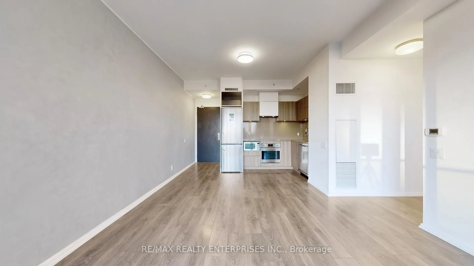 Photo 3 of Unit 1301, 125 Peter Street, Toronto, Waterfront Communities — HOMEH