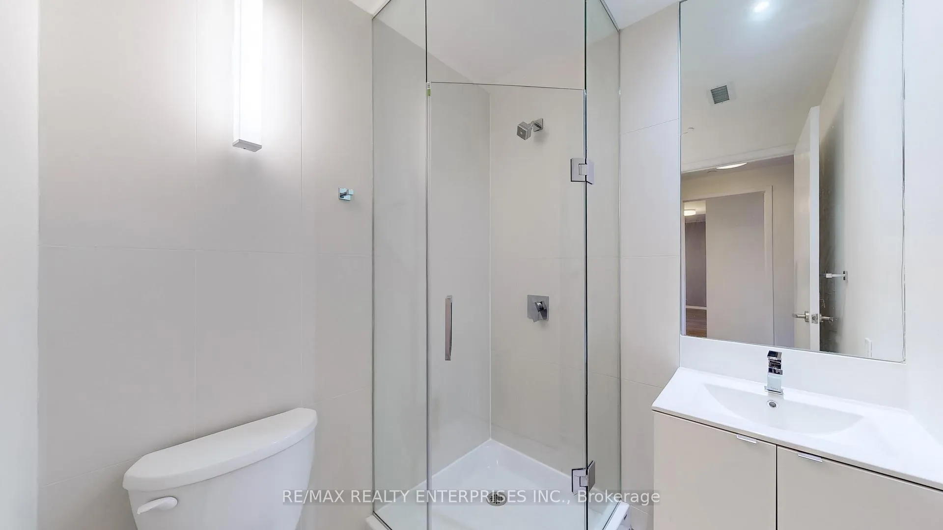 Photo 12 of Unit 1301, 125 Peter Street, Toronto, Waterfront Communities — HOMEH