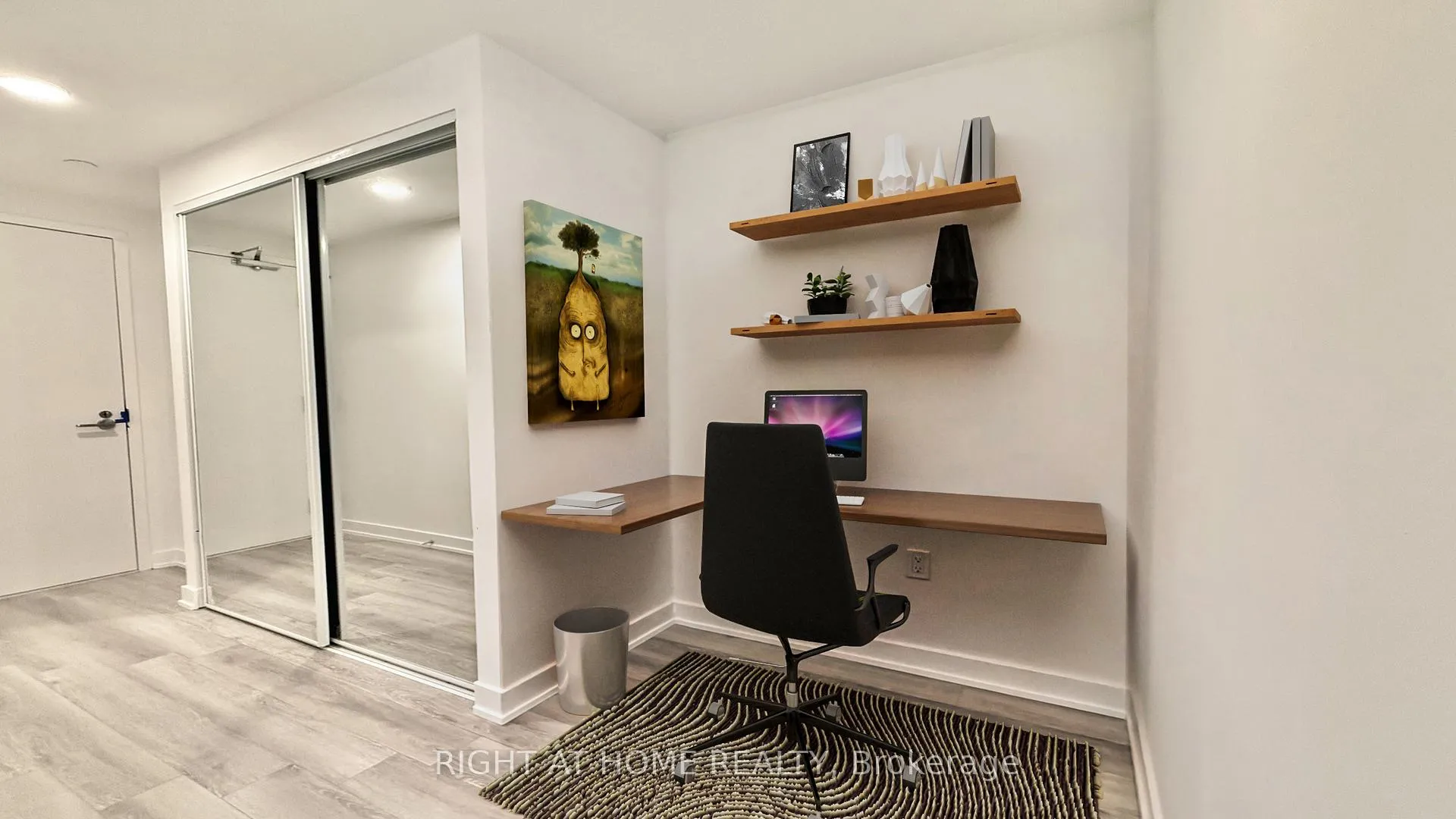 Photo 7 of Unit 3306, 238 Simcoe Street, Toronto, Kensington-Chinatown — HOMEH