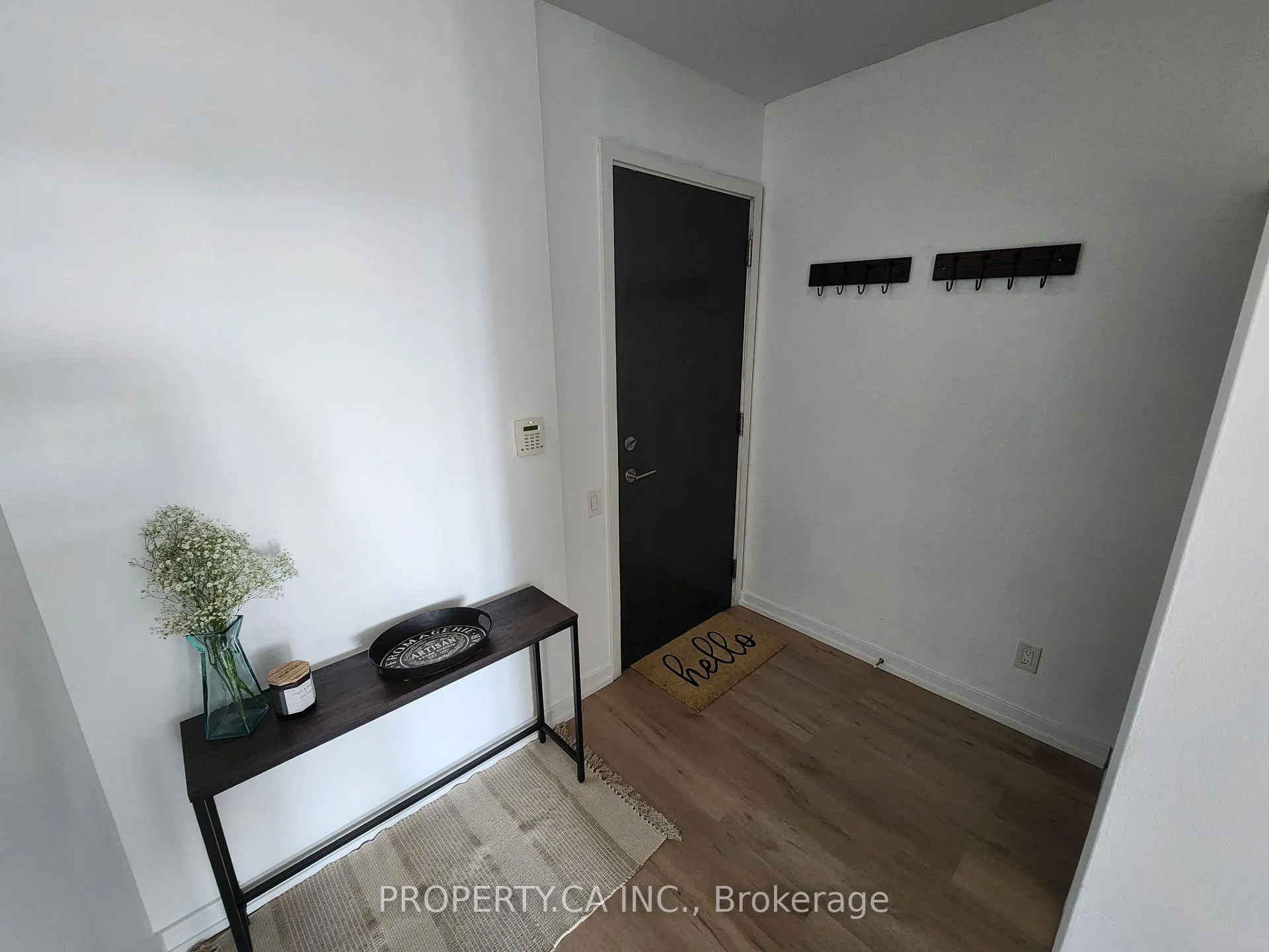 Photo 2 of Unit 2510, 105 The Queensway, Toronto, High Park-Swansea — HOMEH