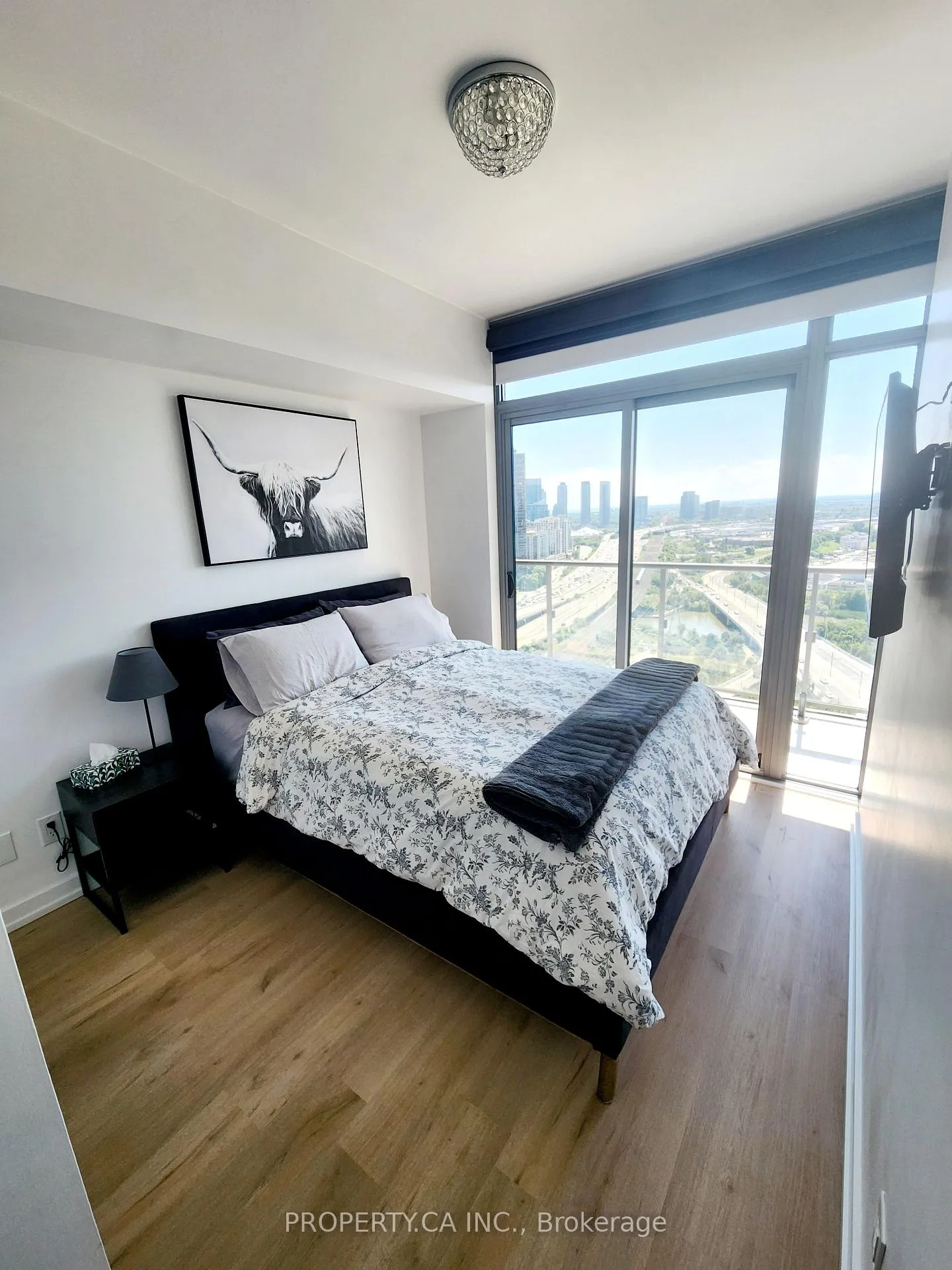 Photo 14 of Unit 2510, 105 The Queensway, Toronto, High Park-Swansea — HOMEH