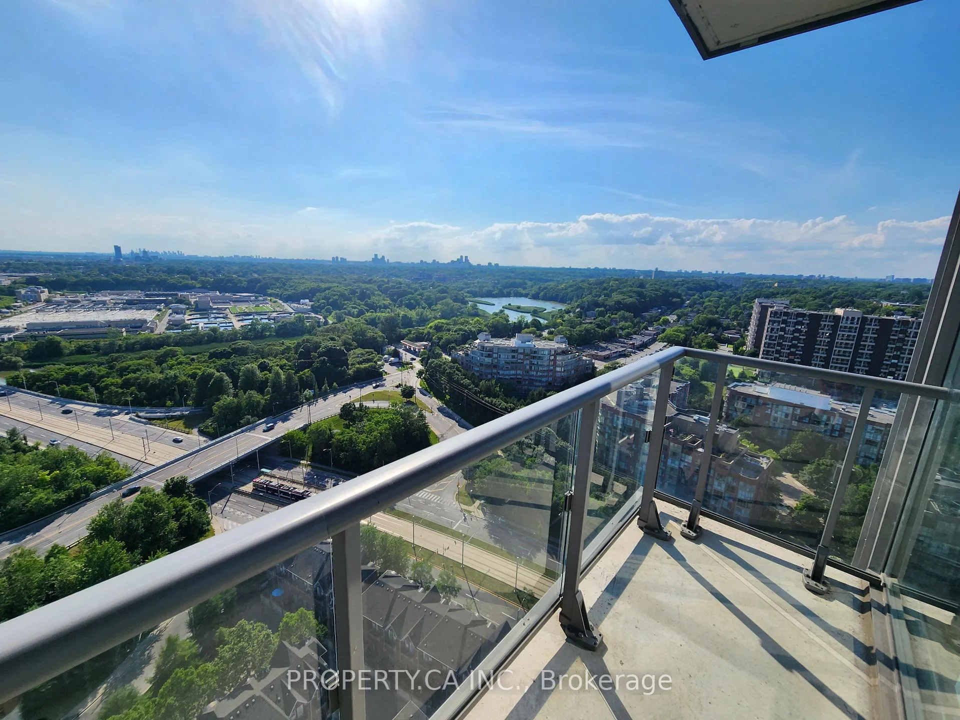 Photo 17 of Unit 2510, 105 The Queensway, Toronto, High Park-Swansea — HOMEH