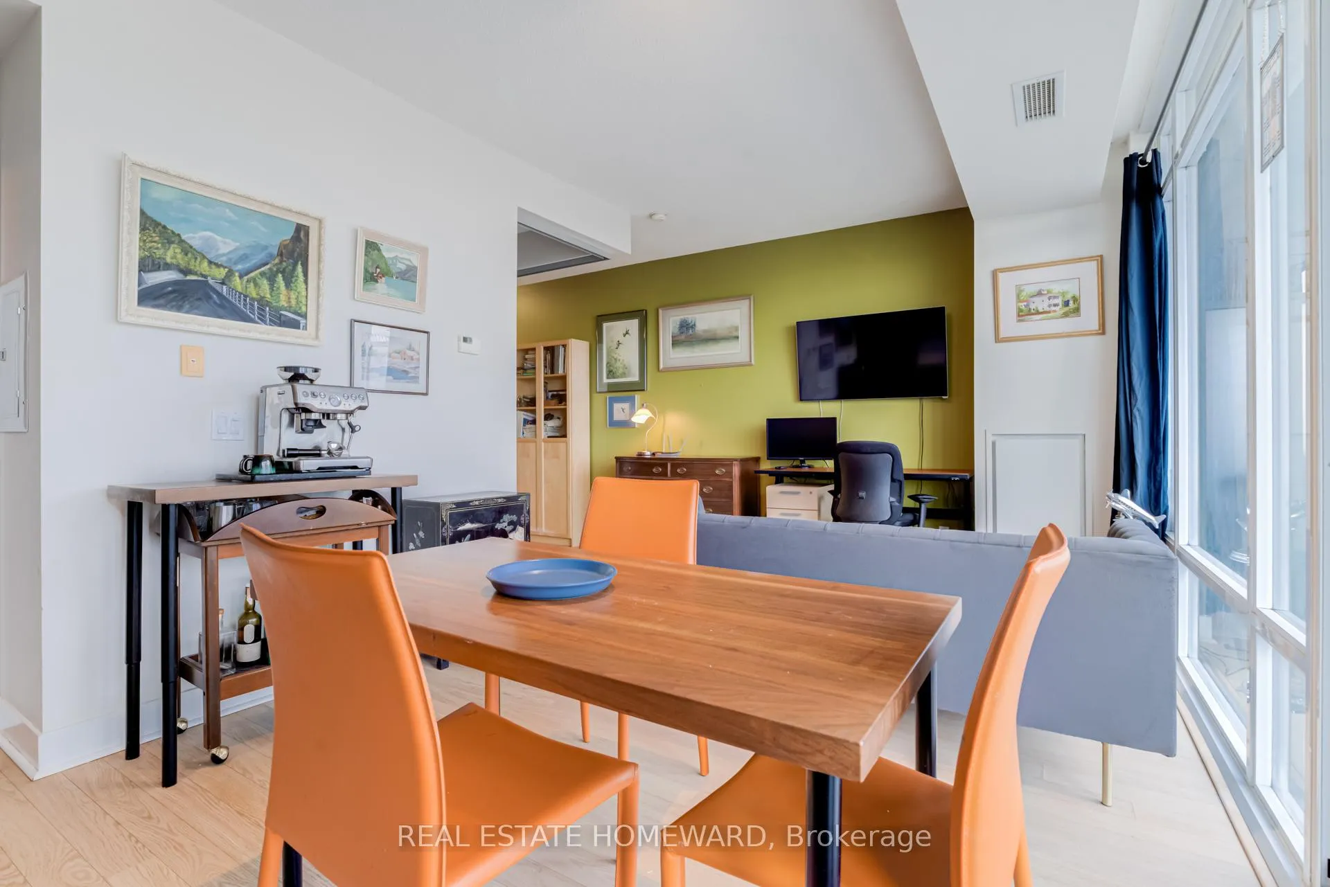Photo 7 of Unit 1709, 90 Stadium Road, Toronto, Niagara — HOMEH