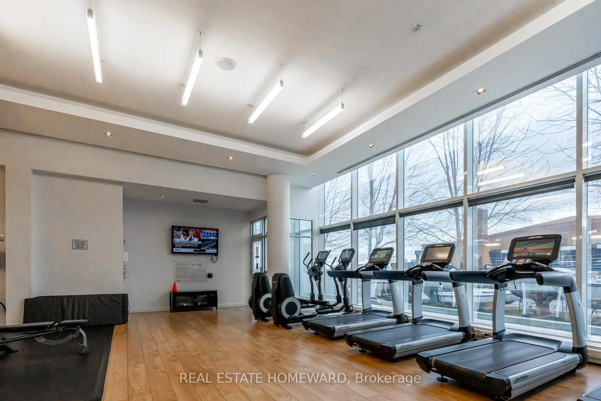 Photo 20 of Unit 1709, 90 Stadium Road, Toronto, Niagara — HOMEH