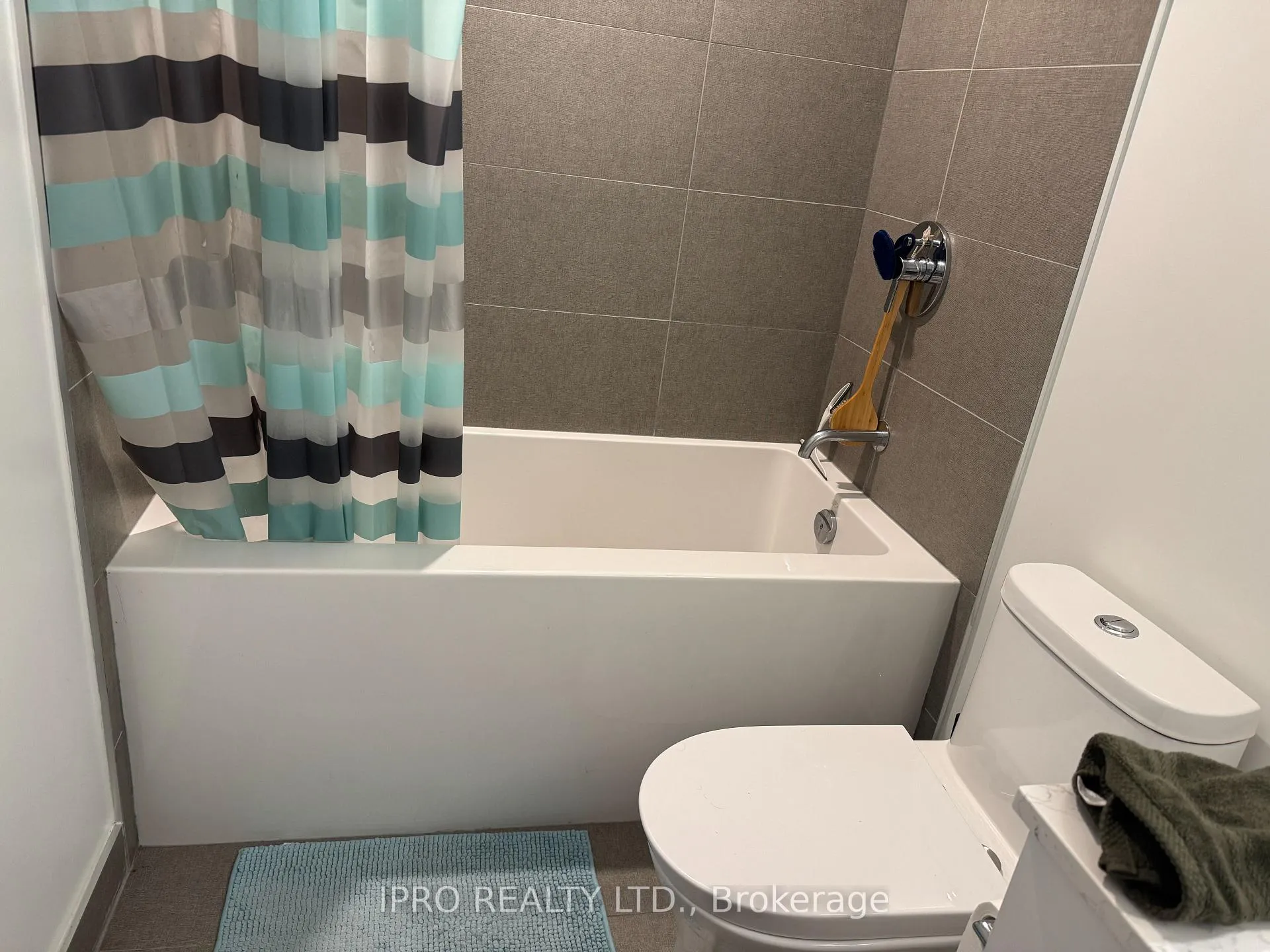 Photo 10 of Unit 1202, 270 Dufferin Street, Toronto, South Parkdale — HOMEH