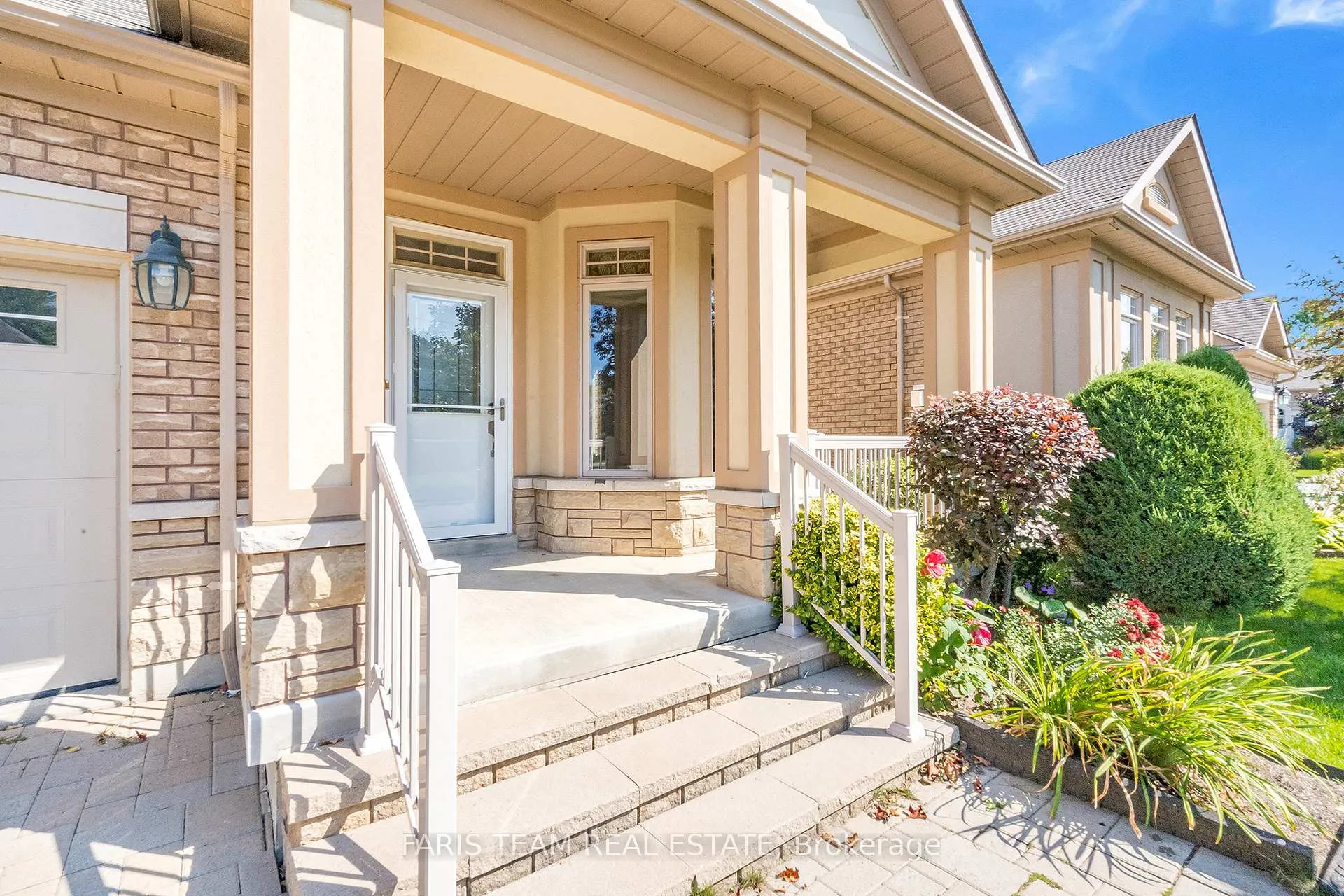 Photo 2 of 51 Tuscany Grande, New Tecumseth, Alliston — HOMEH