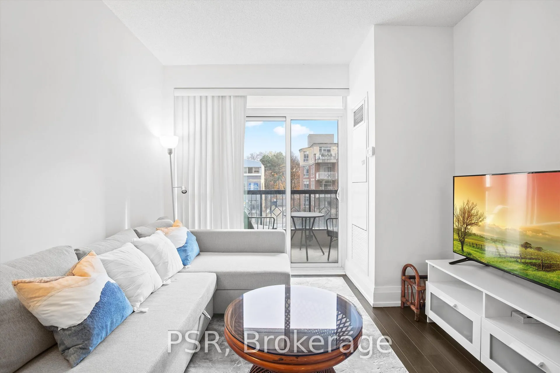 Photo 6 of Unit 307, 2 Old Mill Drive, Toronto, High Park-Swansea — HOMEH