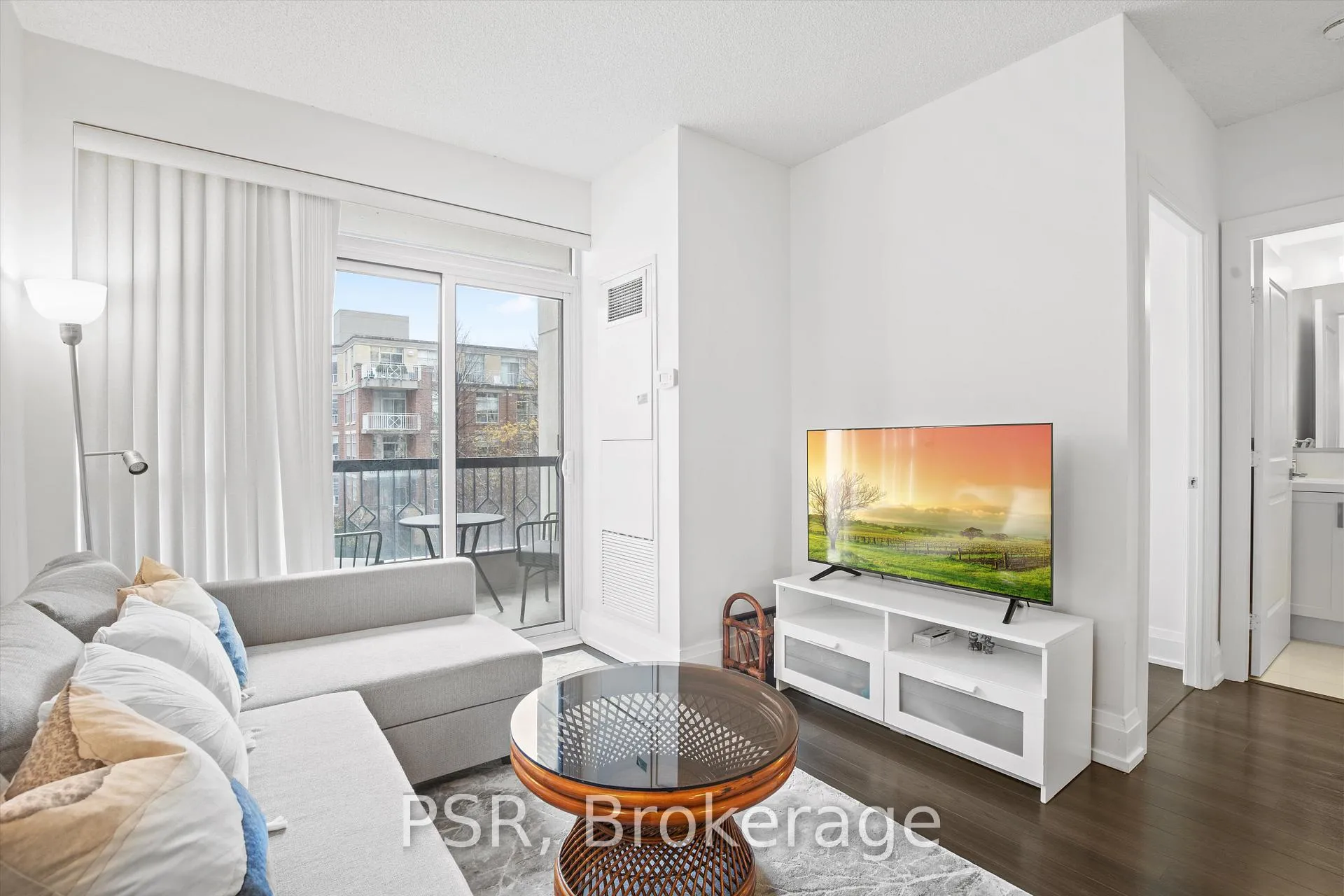 Photo 9 of Unit 307, 2 Old Mill Drive, Toronto, High Park-Swansea — HOMEH