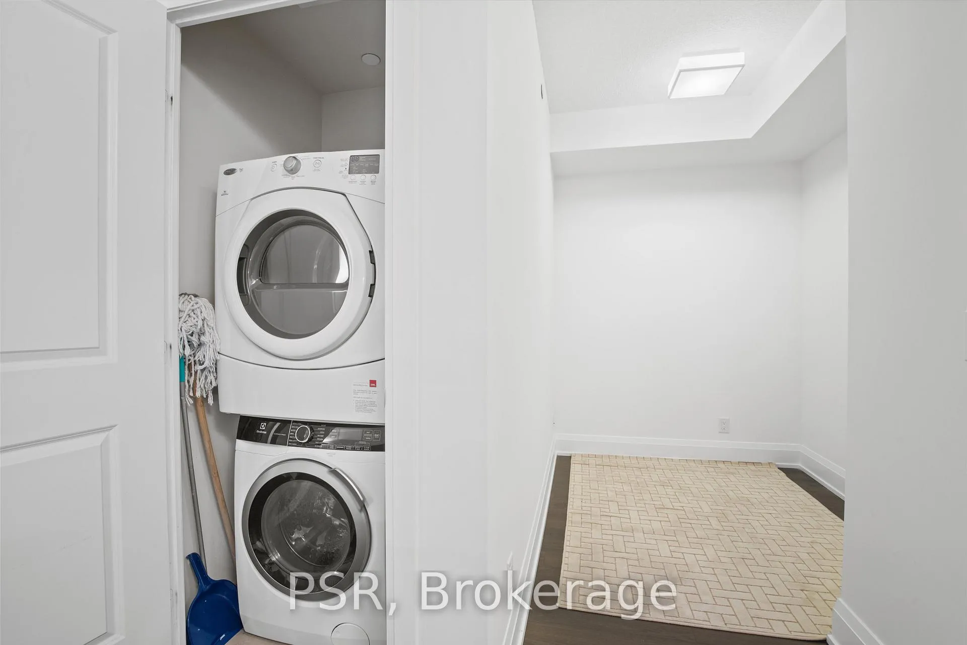 Photo 18 of Unit 307, 2 Old Mill Drive, Toronto, High Park-Swansea — HOMEH