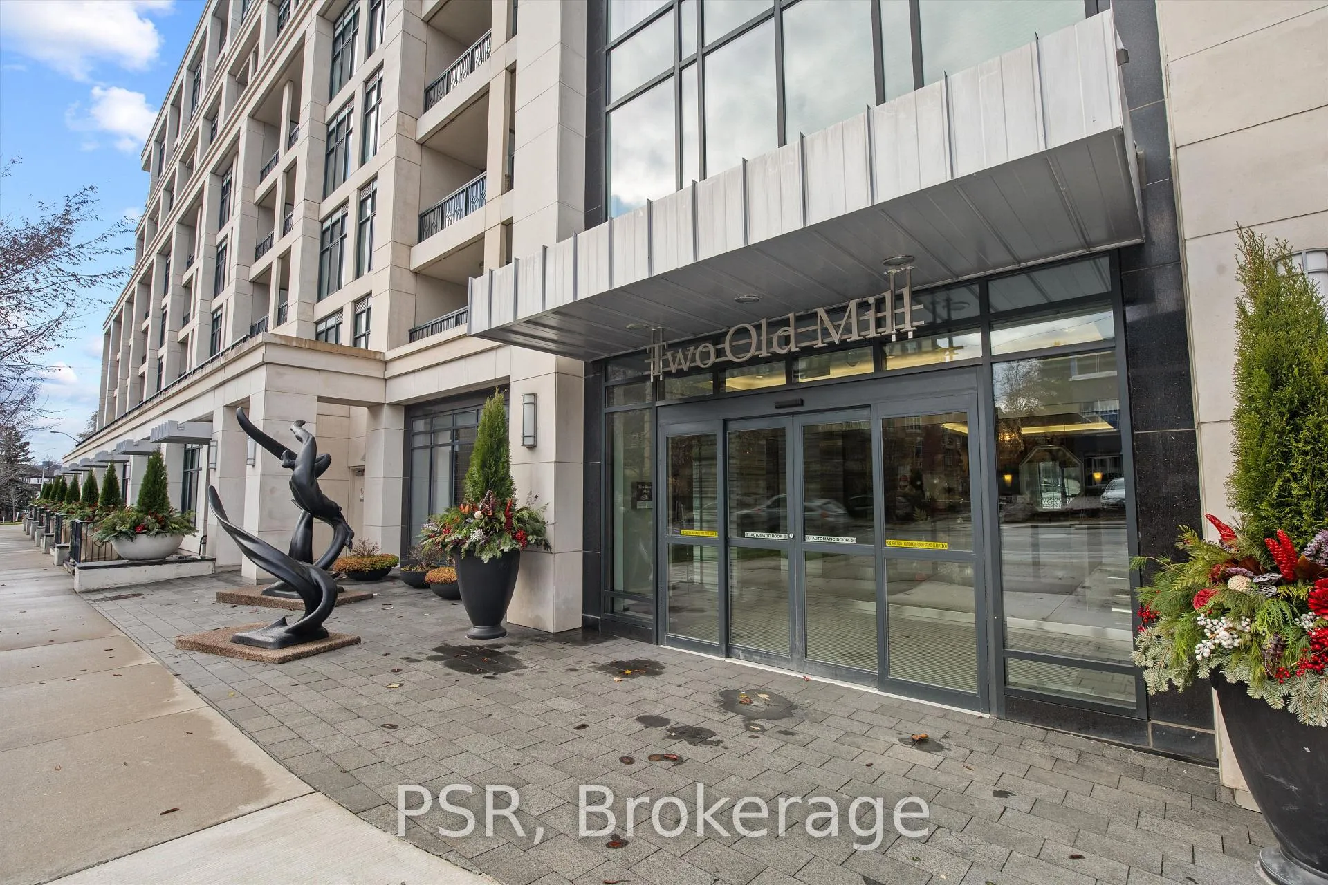 Photo 24 of Unit 307, 2 Old Mill Drive, Toronto, High Park-Swansea — HOMEH