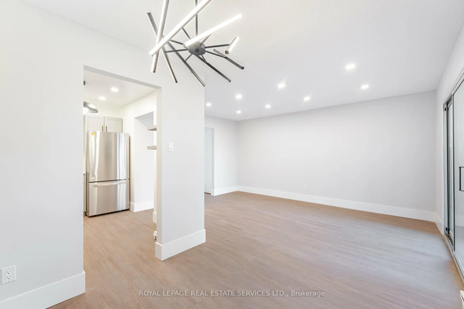 Photo 12 of Unit 457, 16 Harper Way, Markham, Aileen-Willowbrook — HOMEH