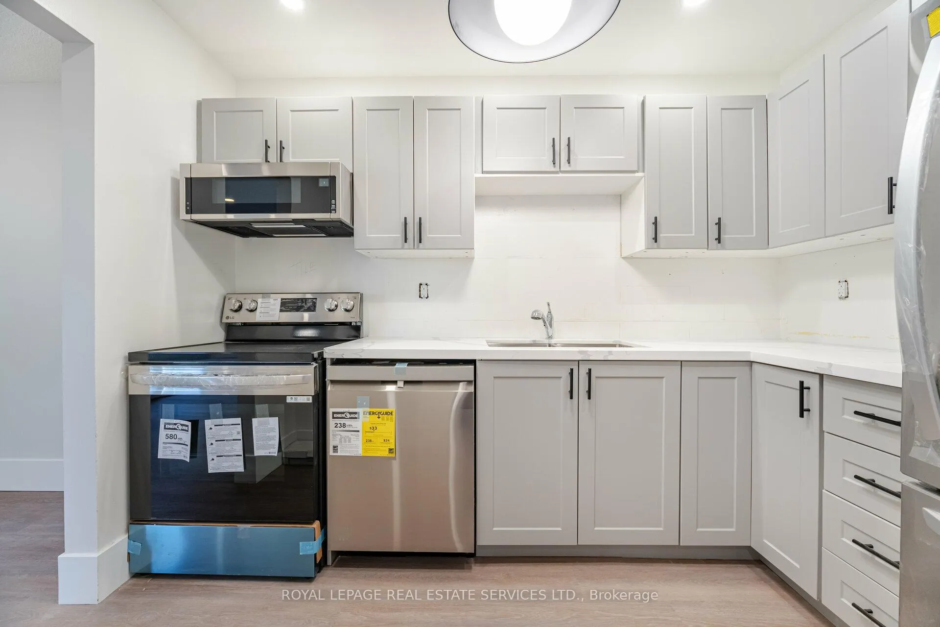 Photo 15 of Unit 457, 16 Harper Way, Markham, Aileen-Willowbrook — HOMEH