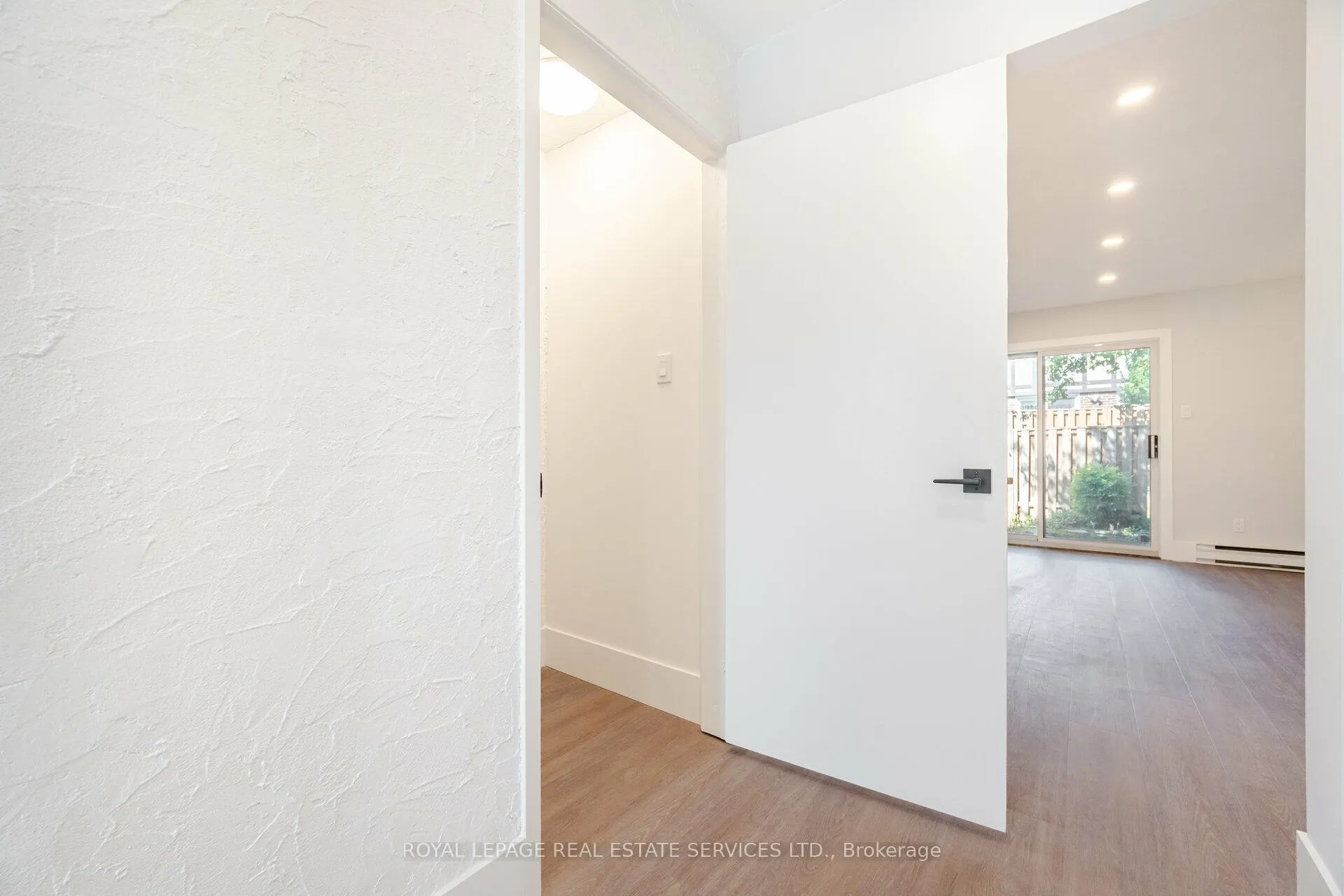 Photo 27 of Unit 457, 16 Harper Way, Markham, Aileen-Willowbrook — HOMEH