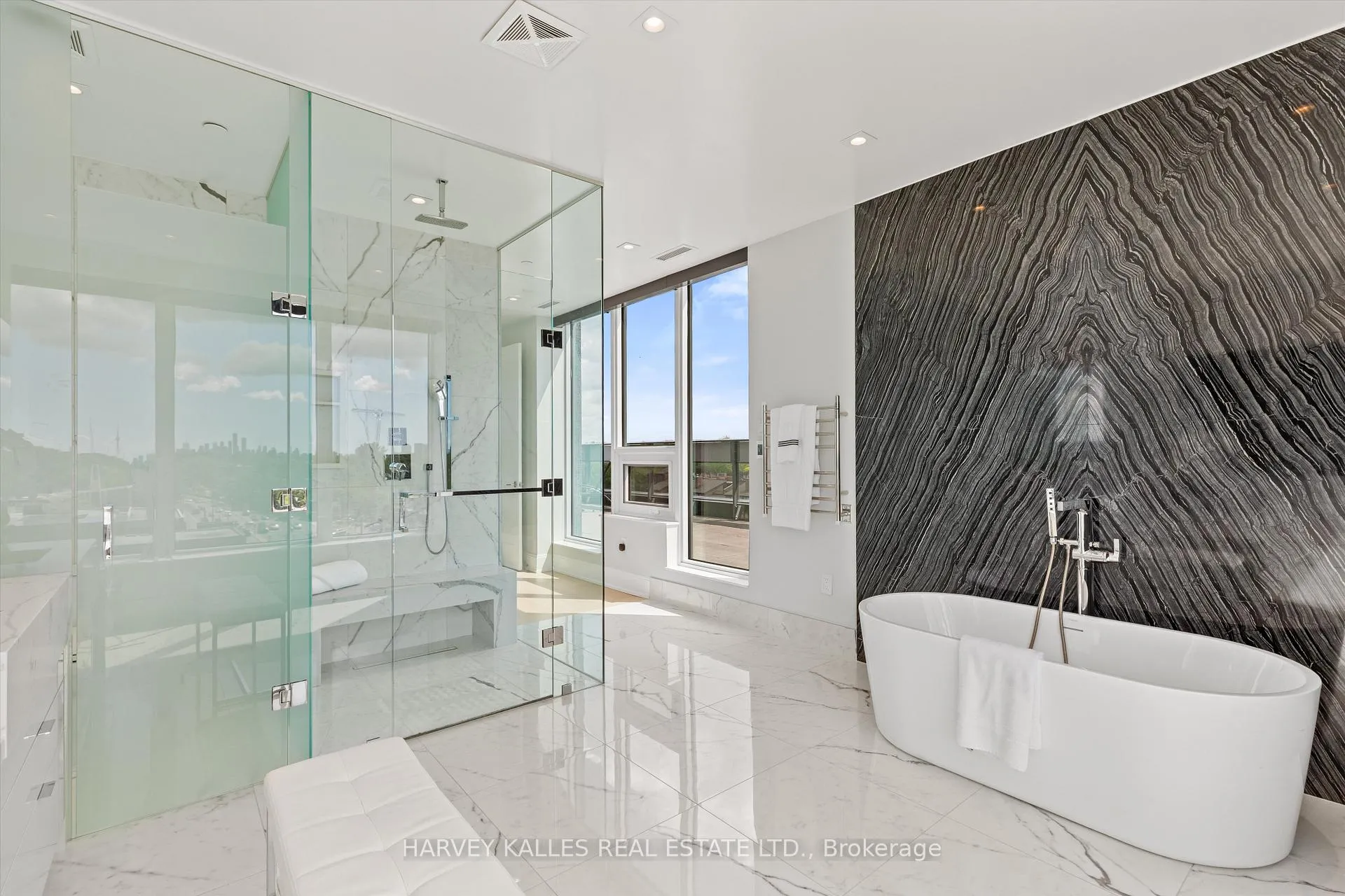 Photo 23 of Unit 703, 355 Bedford Park Avenue, Toronto, Bedford Park-Nortown — HOMEH