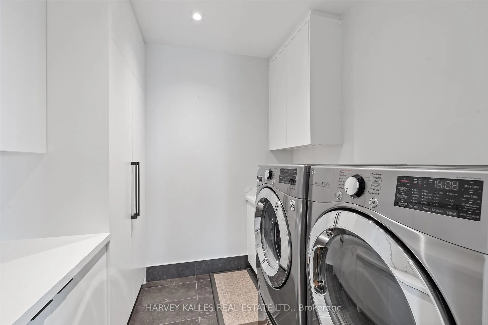 Photo 31 of Unit 703, 355 Bedford Park Avenue, Toronto, Bedford Park-Nortown — HOMEH