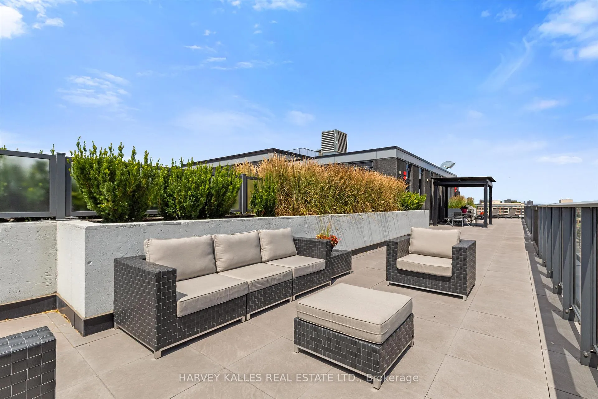 Photo 39 of Unit 703, 355 Bedford Park Avenue, Toronto, Bedford Park-Nortown — HOMEH