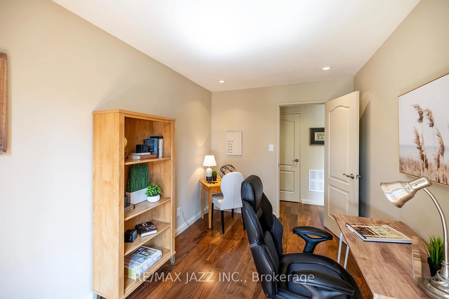 Photo 17 of Unit 201, 337 Simcoe Street N, Oshawa, O'Neill — HOMEH