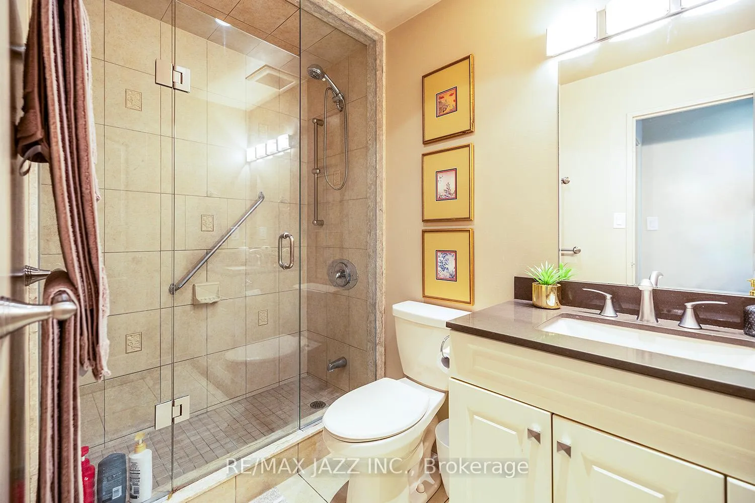 Photo 18 of Unit 201, 337 Simcoe Street N, Oshawa, O'Neill — HOMEH