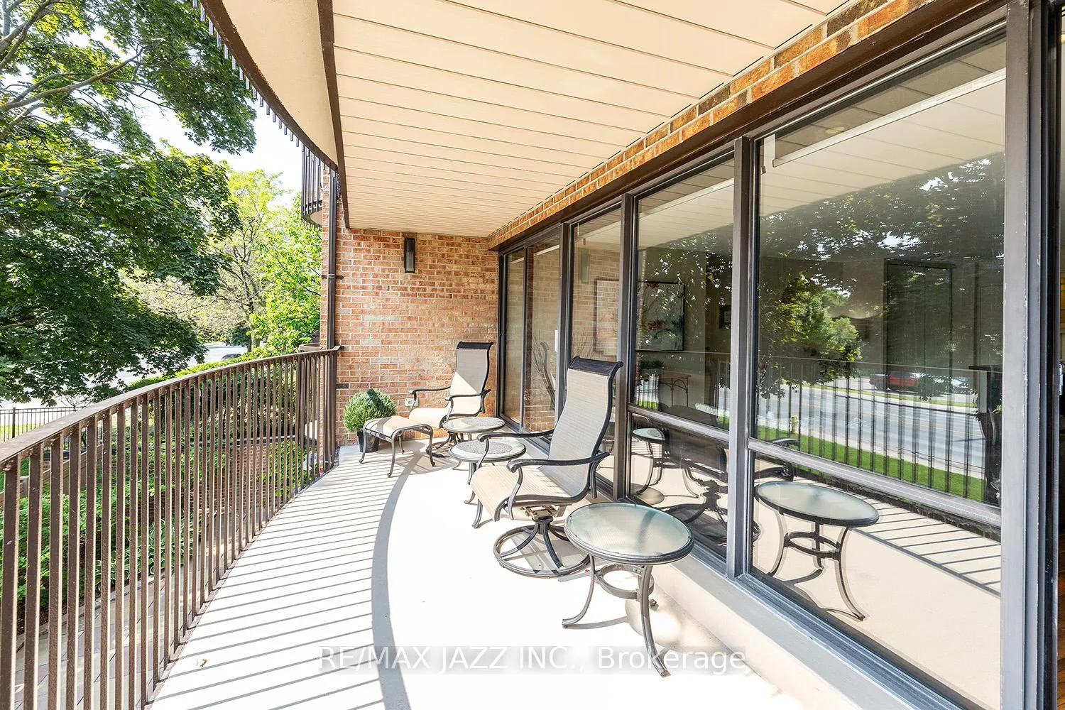 Photo 23 of Unit 201, 337 Simcoe Street N, Oshawa, O'Neill — HOMEH