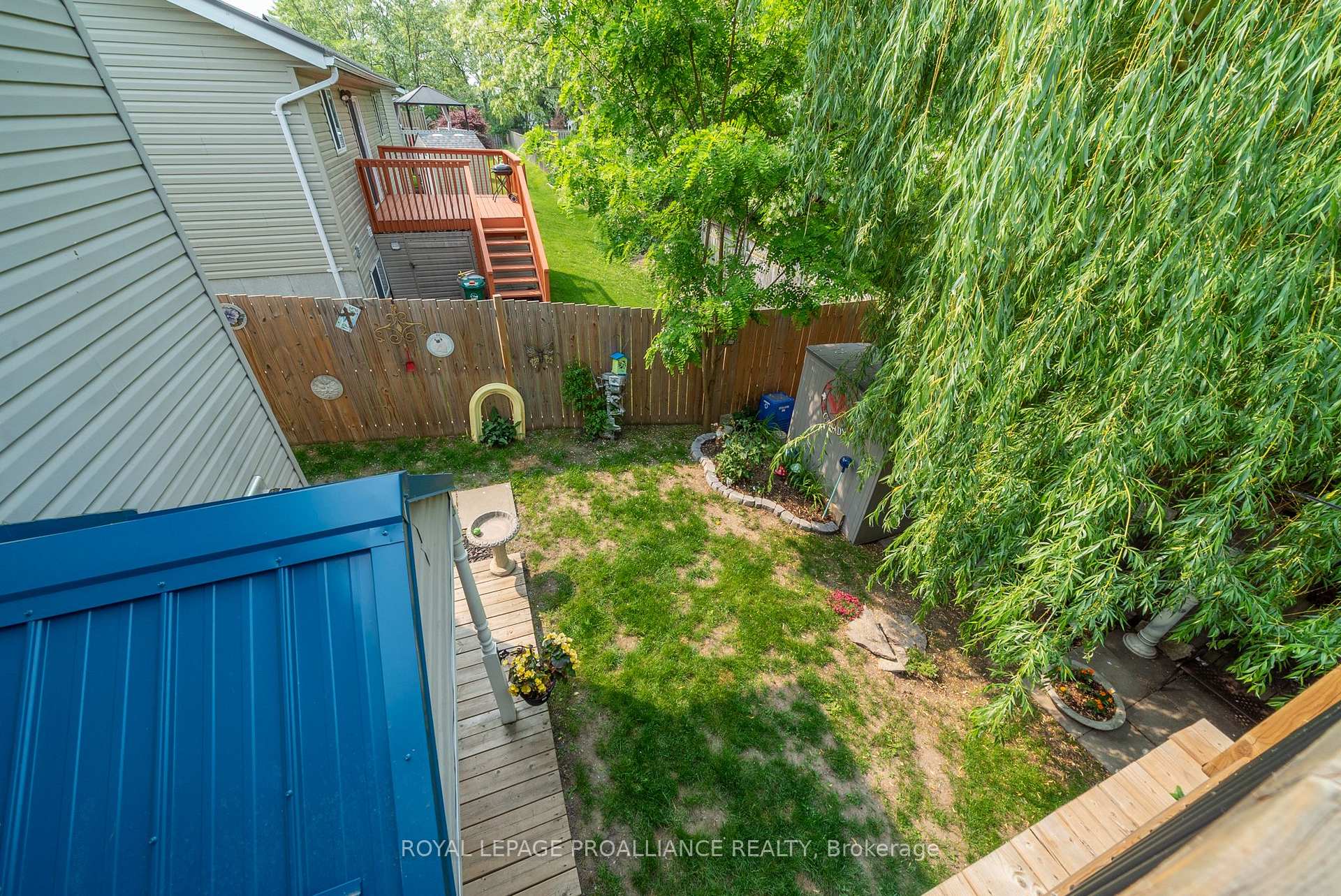 Photo 29 of 31 Follwell Crescent, Belleville, Belleville Ward — HOMEH