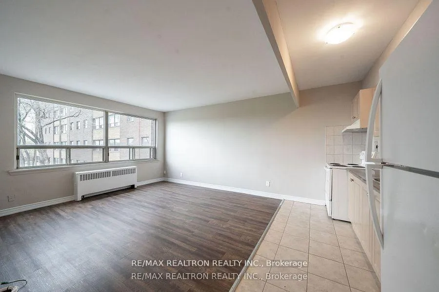 Photo 6 of Unit 145D, 468 Ottawa Street N, Hamilton, Crown Point — HOMEH