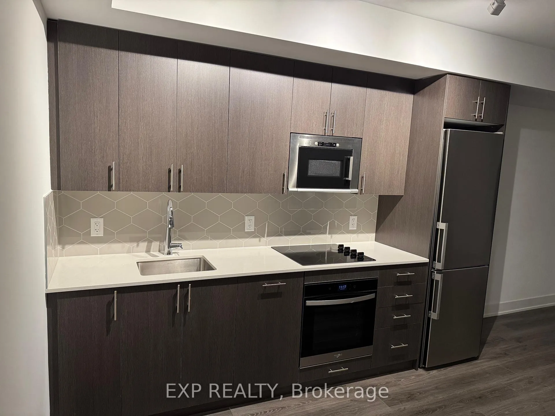 Photo 4 of Unit 1009, 2545 Simcoe Street N, Oshawa, Windfields — HOMEH
