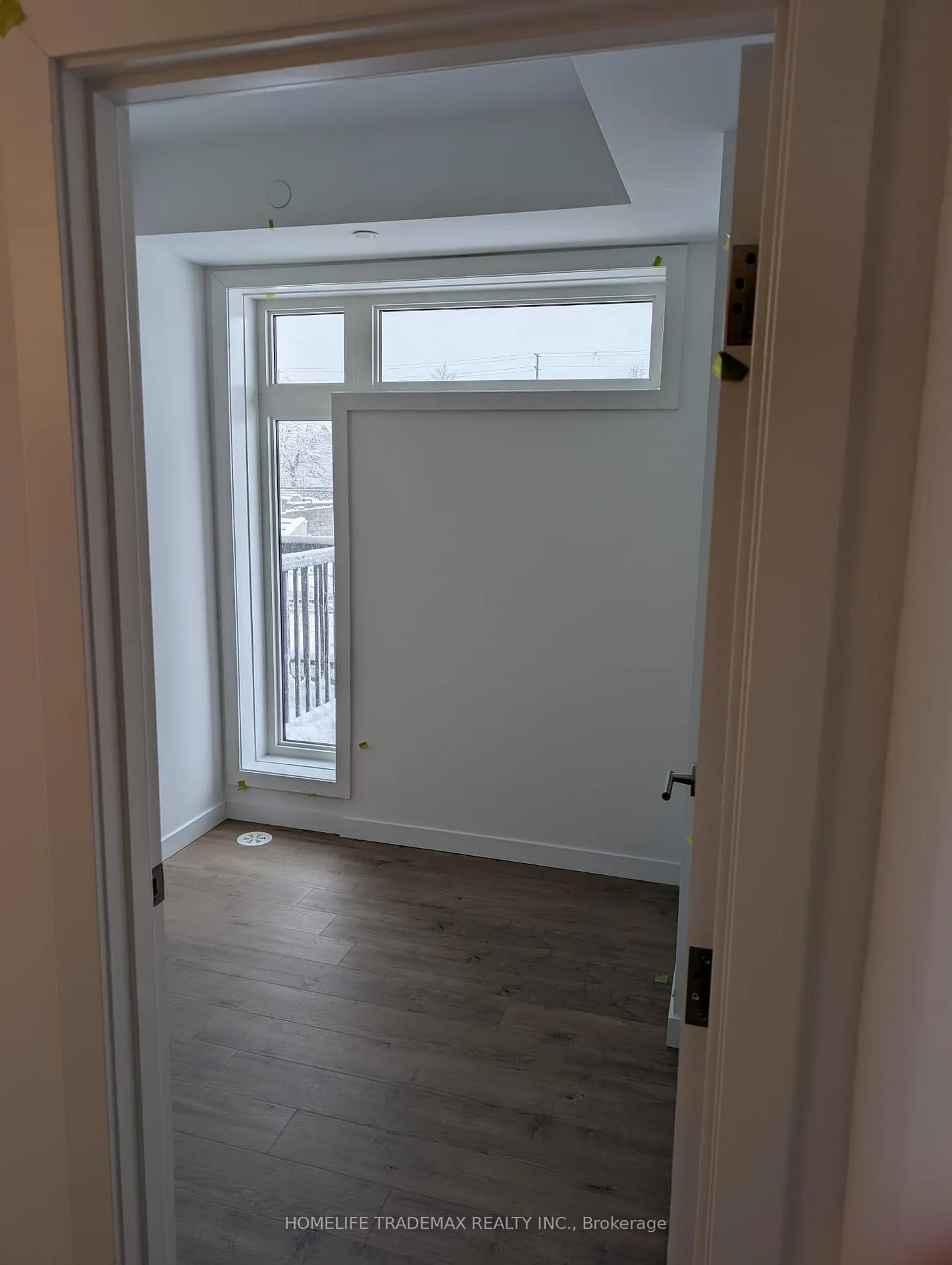 Photo 16 of Unit 10, 30 Markdale Lane, Markham, Middlefield — HOMEH