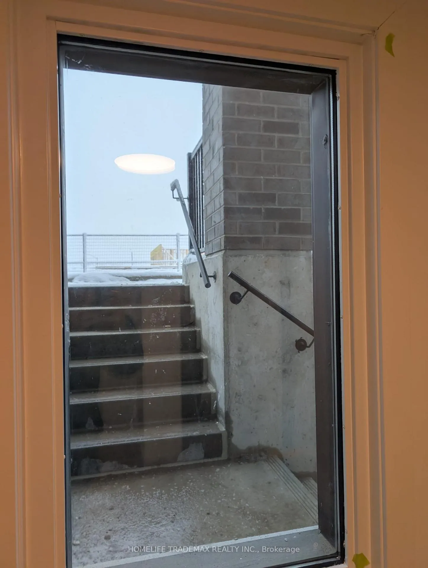 Photo 18 of Unit 10, 30 Markdale Lane, Markham, Middlefield — HOMEH