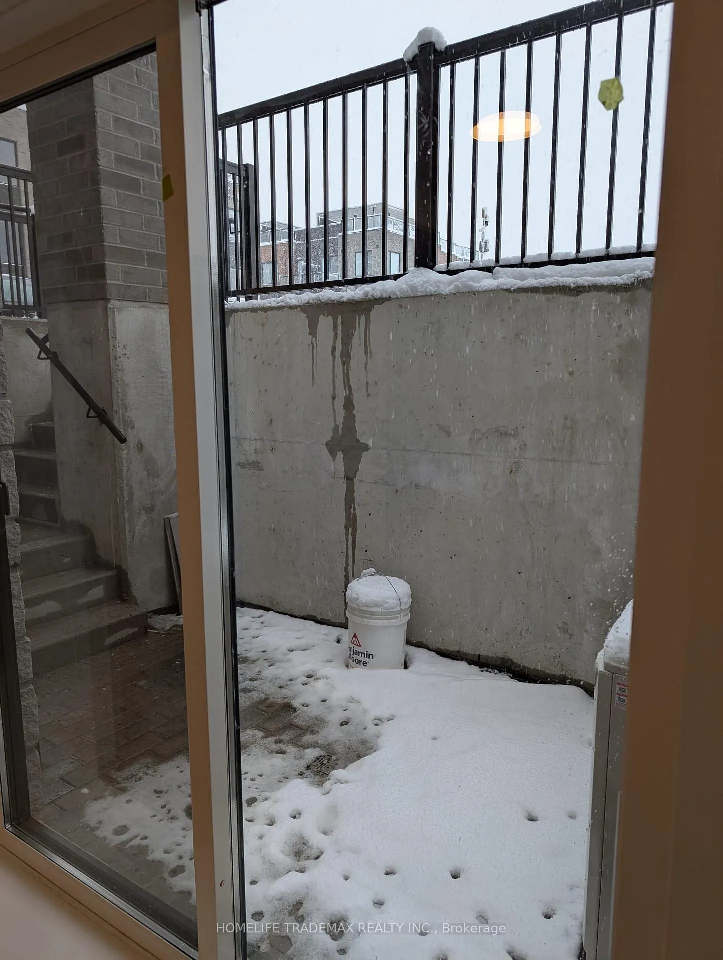Photo 23 of Unit 10, 30 Markdale Lane, Markham, Middlefield — HOMEH