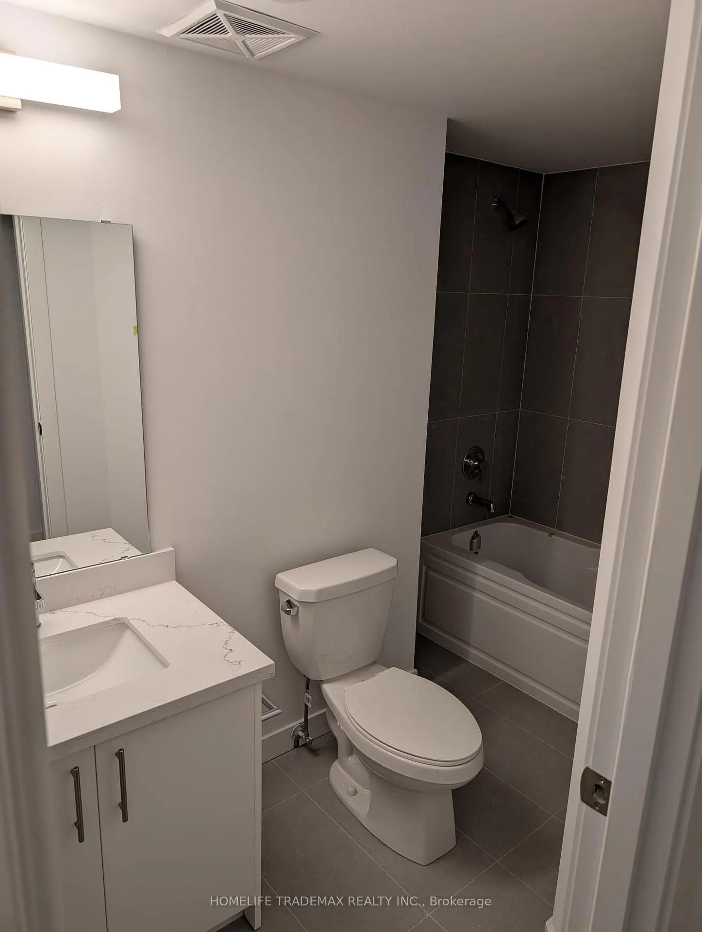 Photo 28 of Unit 10, 30 Markdale Lane, Markham, Middlefield — HOMEH