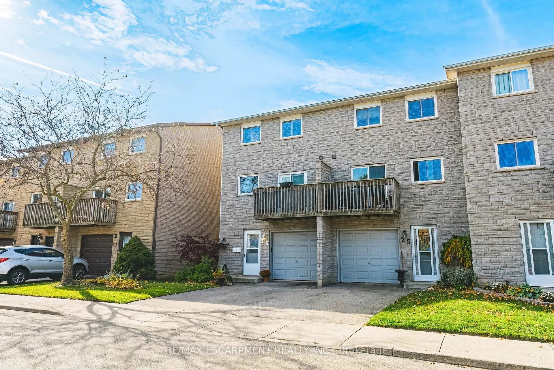 Photo 2 of Unit 26, 1155 Paramount Drive, Hamilton, Stoney Creek — HOMEH