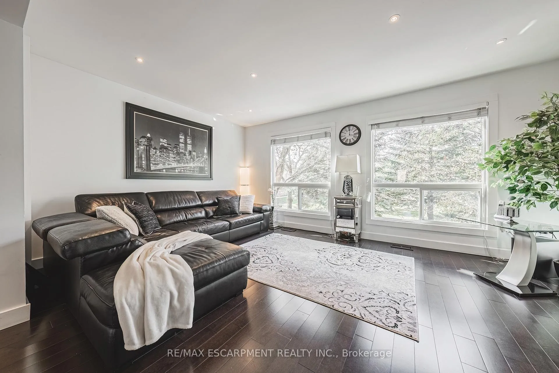Photo 9 of Unit 26, 1155 Paramount Drive, Hamilton, Stoney Creek — HOMEH