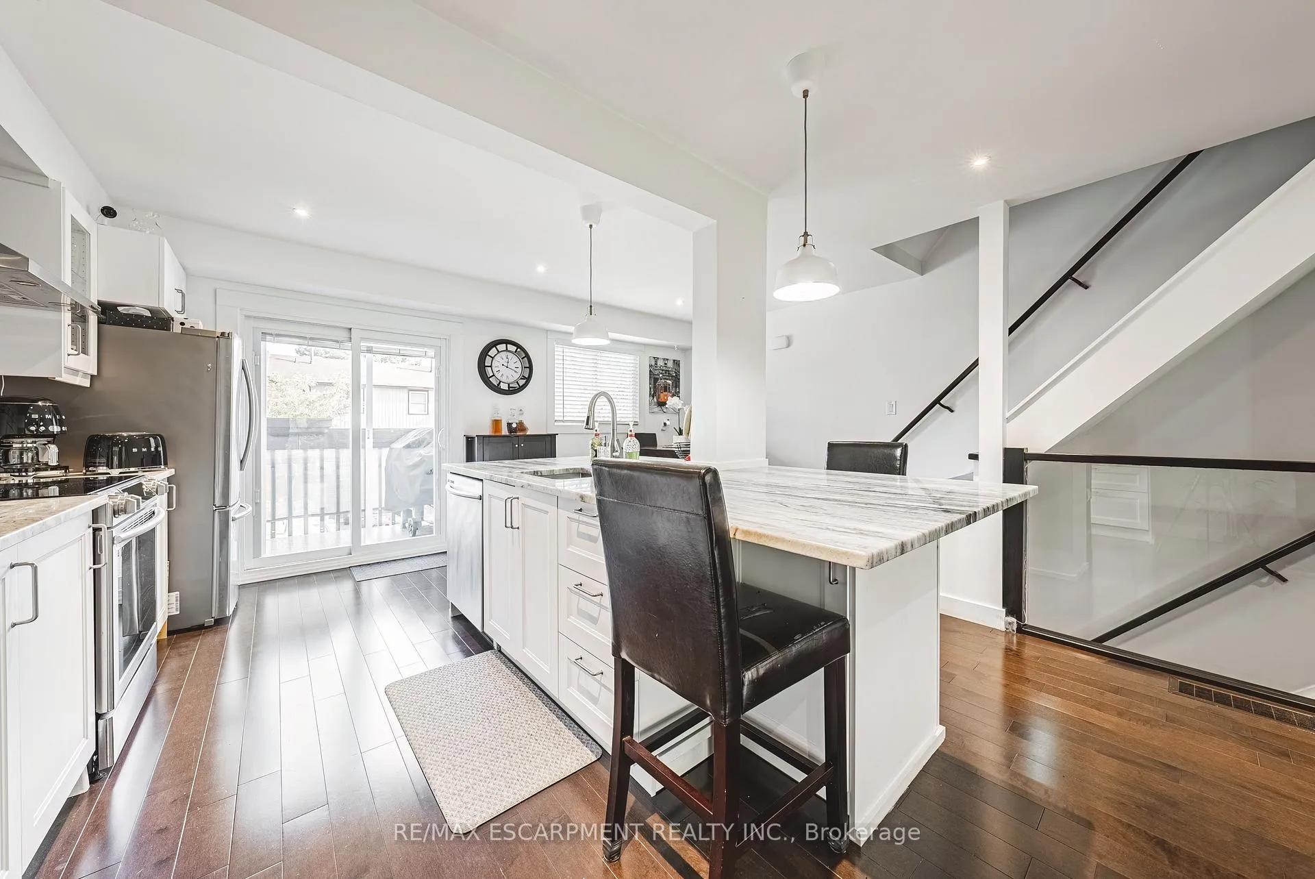 Photo 14 of Unit 26, 1155 Paramount Drive, Hamilton, Stoney Creek — HOMEH