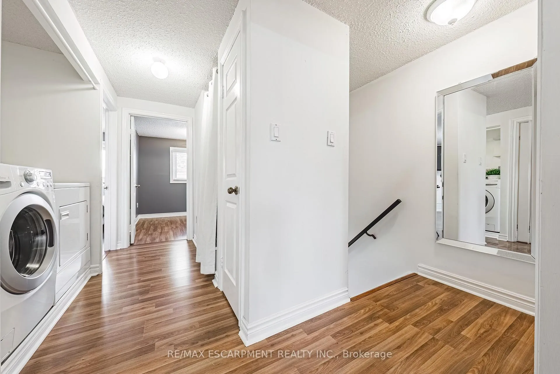 Photo 25 of Unit 26, 1155 Paramount Drive, Hamilton, Stoney Creek — HOMEH