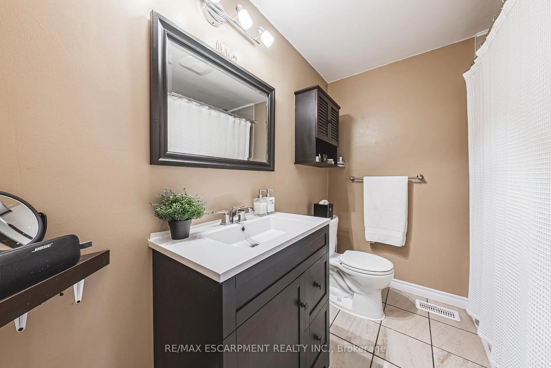 Photo 27 of Unit 26, 1155 Paramount Drive, Hamilton, Stoney Creek — HOMEH