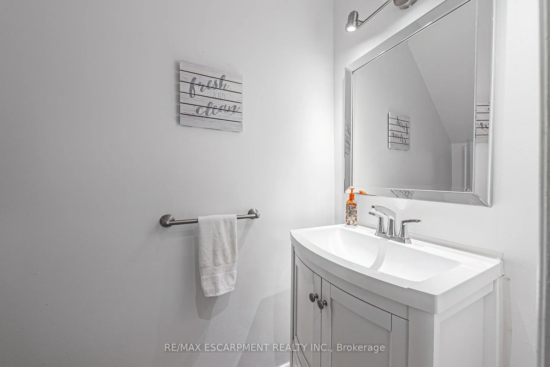 Photo 34 of Unit 26, 1155 Paramount Drive, Hamilton, Stoney Creek — HOMEH