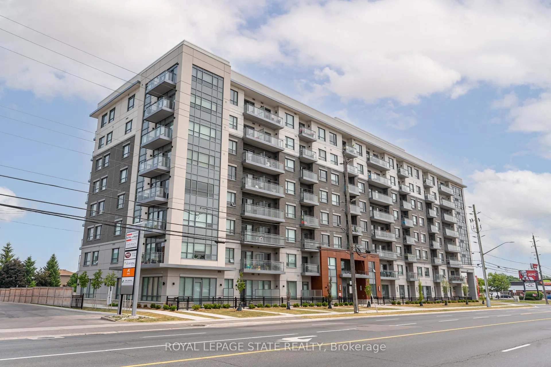 Front of Unit 416, 121 Highway 8