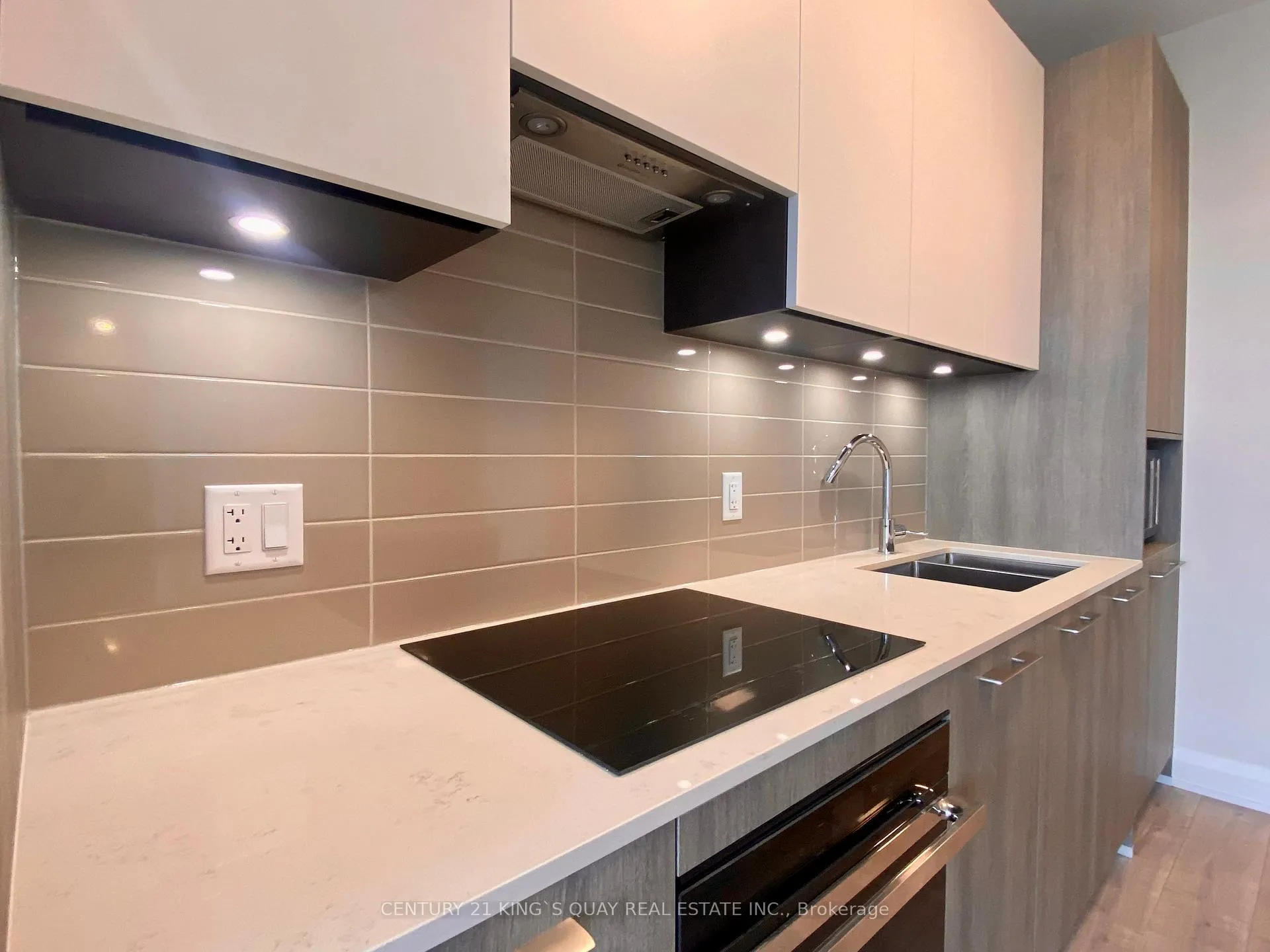 Photo 10 of Unit 3807, 18 Water Walk Drive, Markham, Unionville — HOMEH