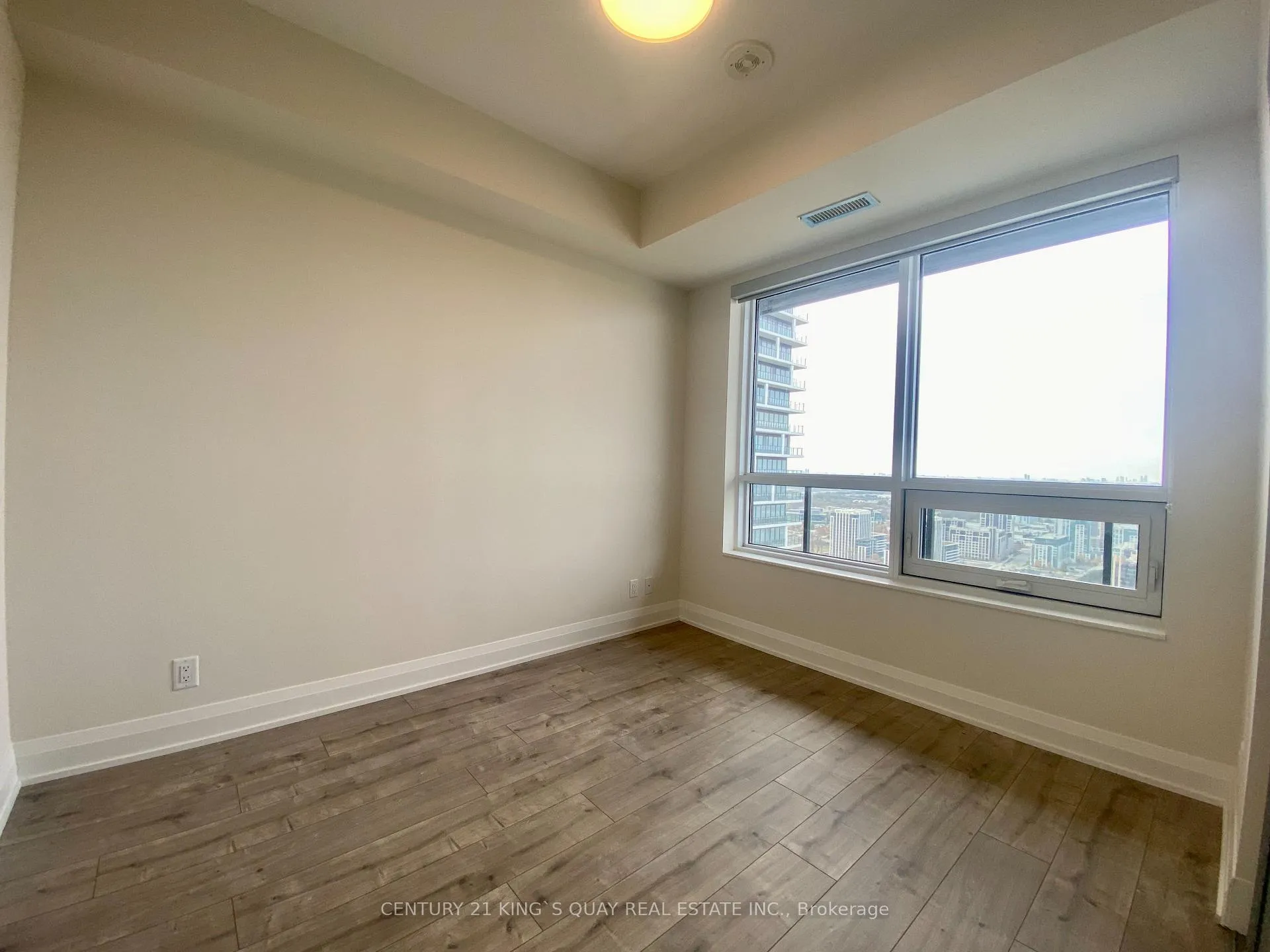 Photo 14 of Unit 3807, 18 Water Walk Drive, Markham, Unionville — HOMEH