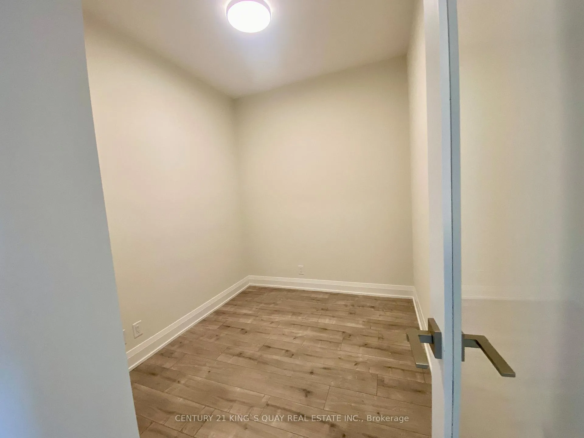 Photo 16 of Unit 3807, 18 Water Walk Drive, Markham, Unionville — HOMEH